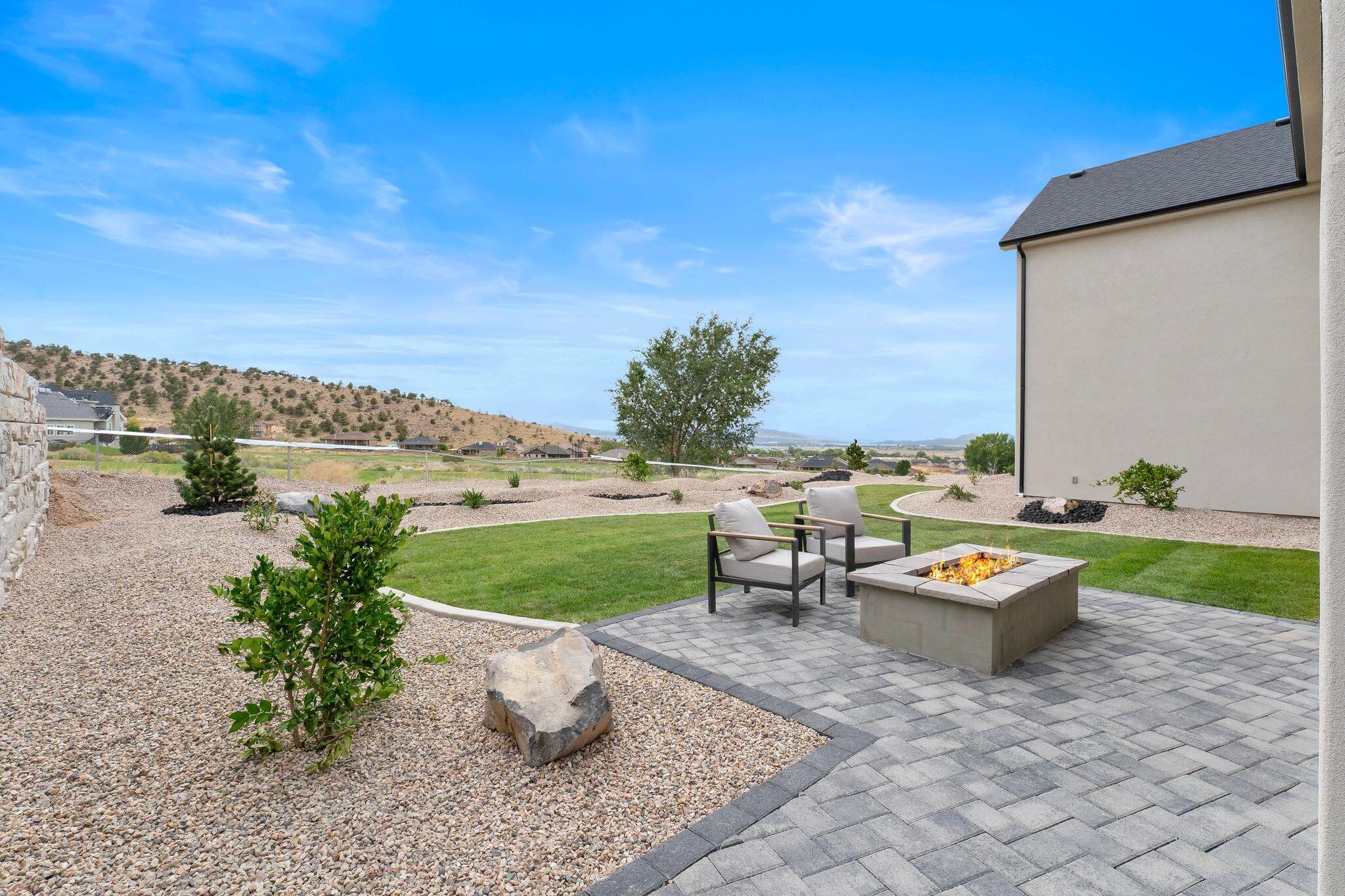 CANYON RIDGE - Residential