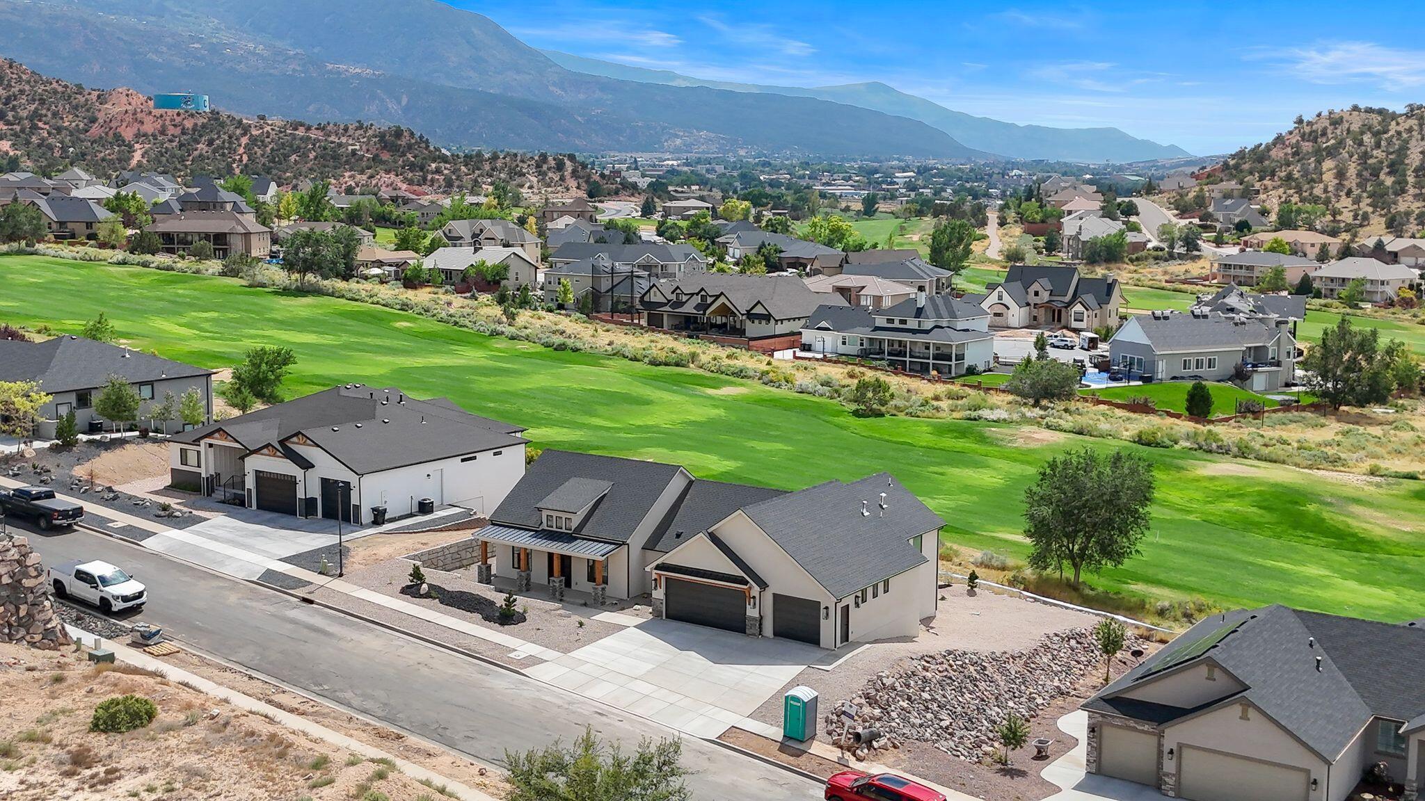 CANYON RIDGE - Residential