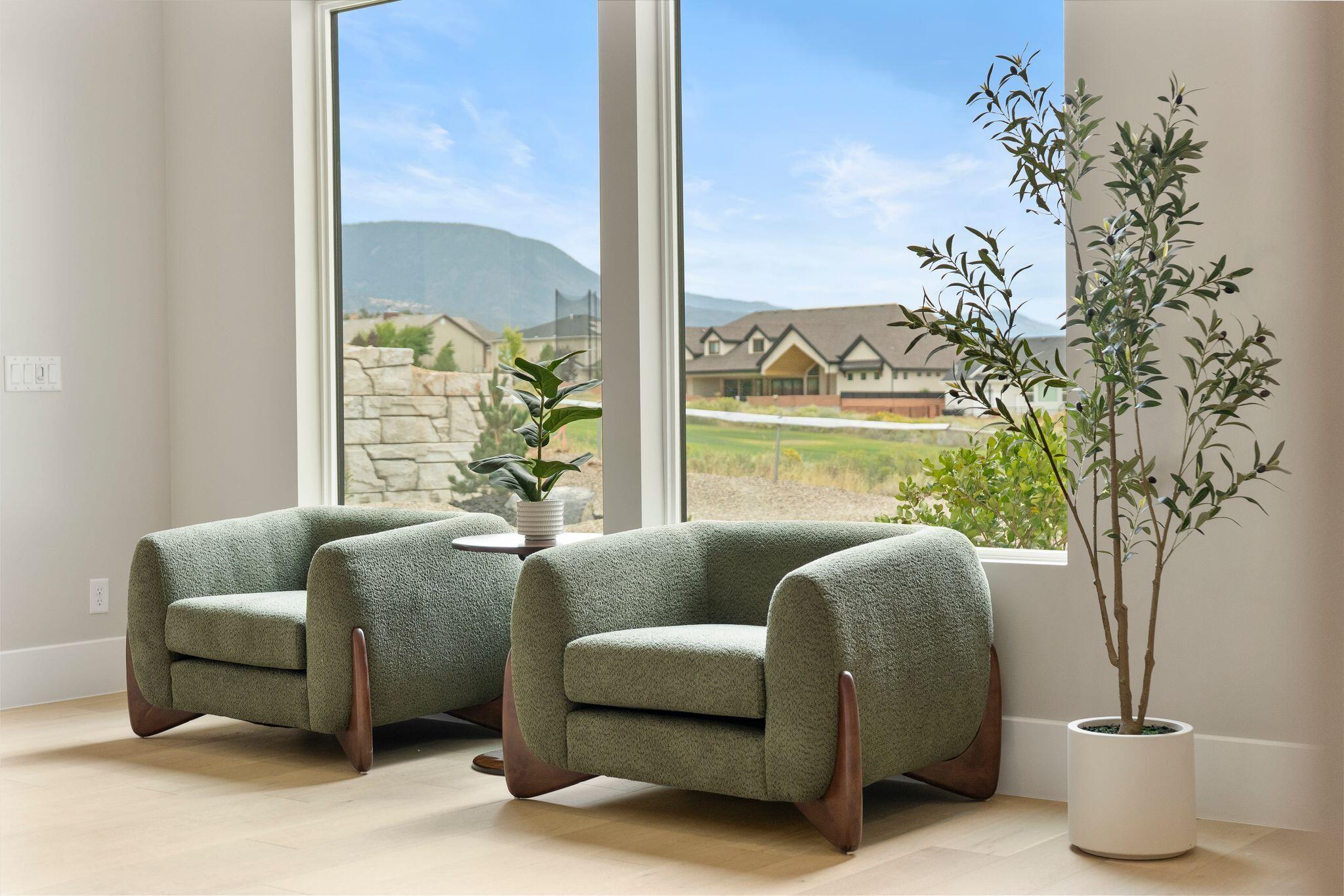 CANYON RIDGE - Residential