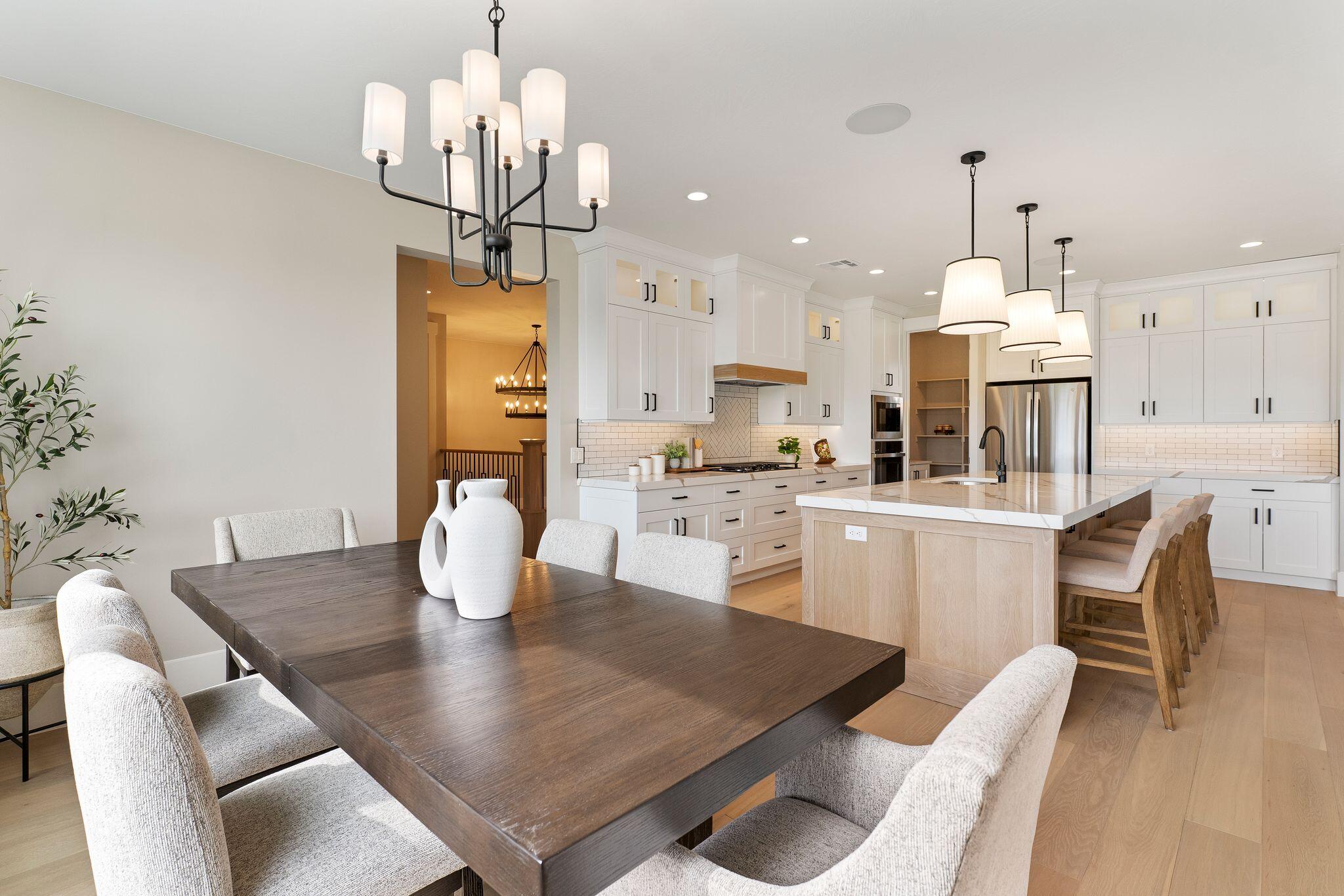 CANYON RIDGE - Residential