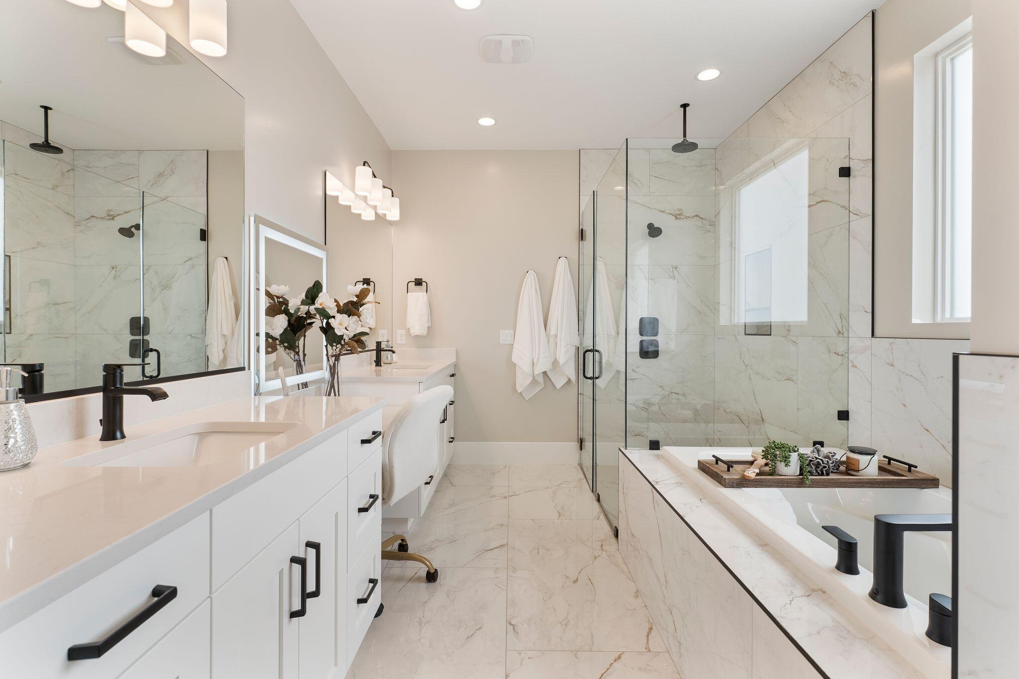 CANYON RIDGE - Residential