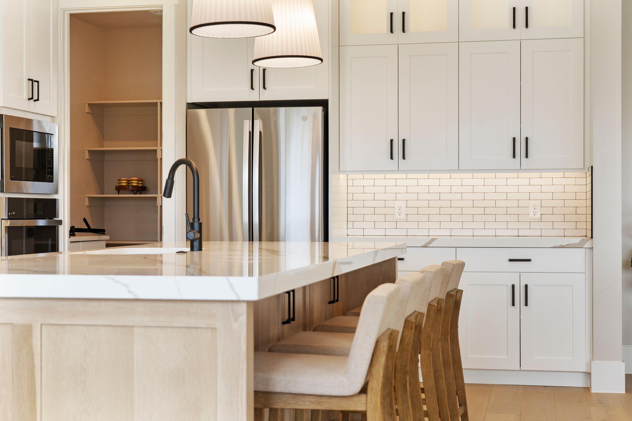 CANYON RIDGE - Residential