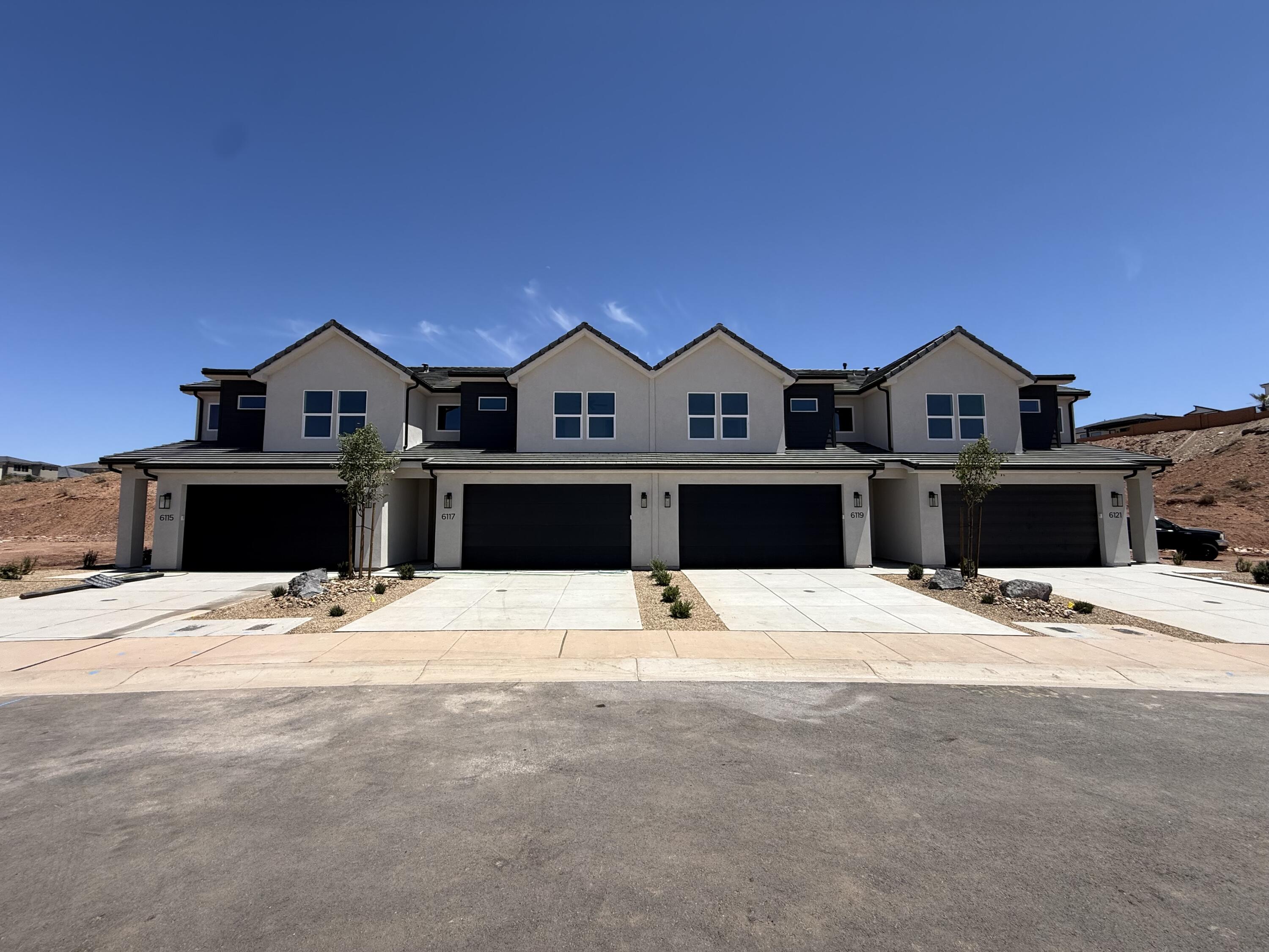WHITE DOME TOWNHOMES - Residential