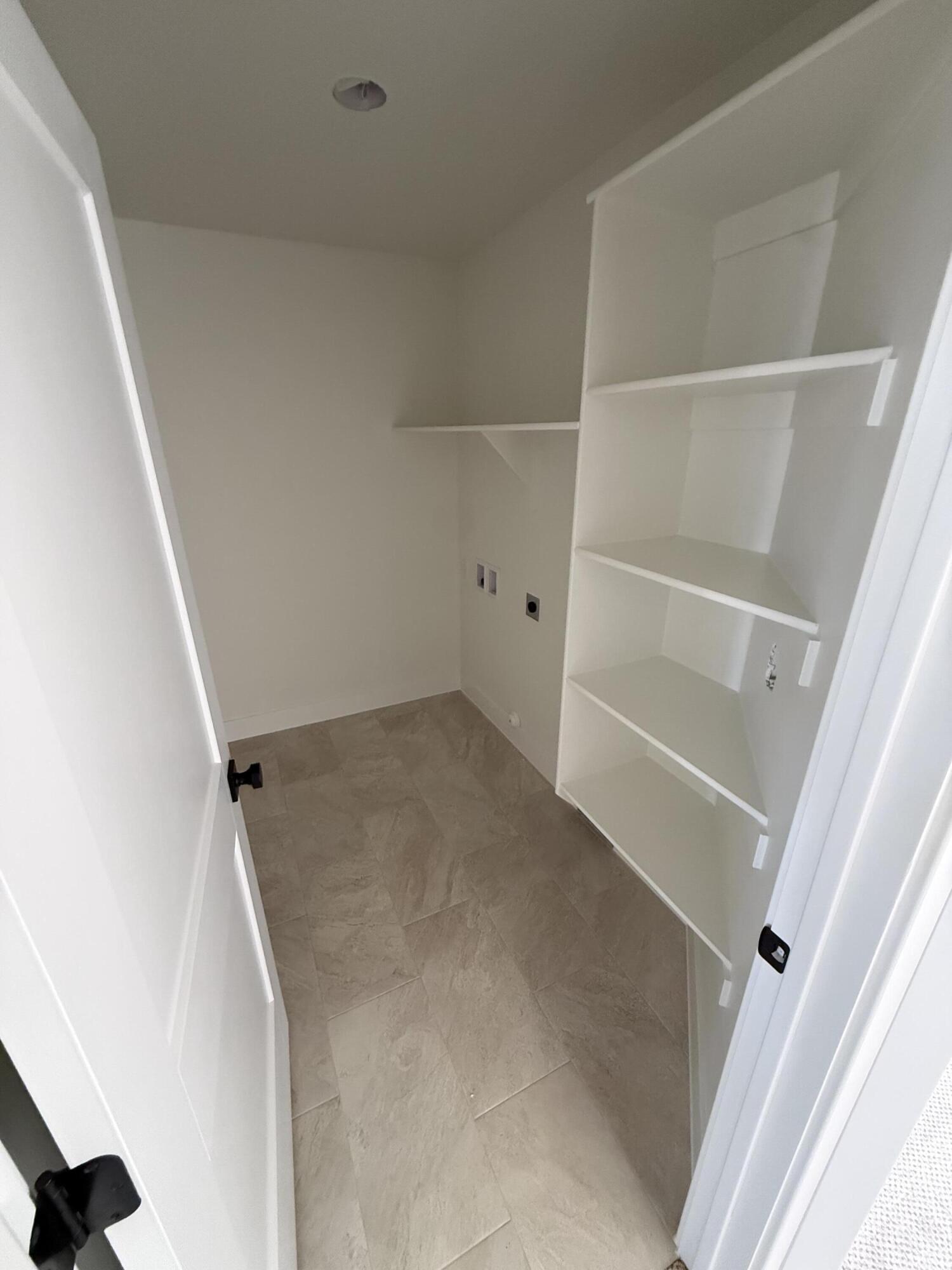 WHITE DOME TOWNHOMES - Residential