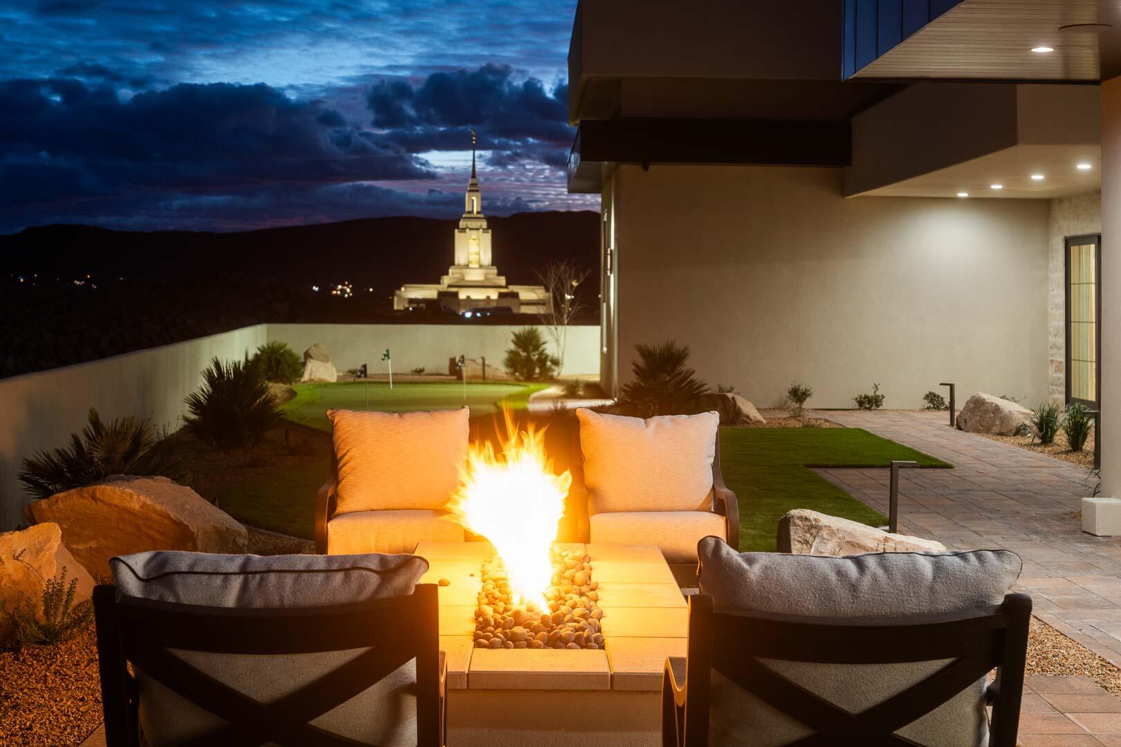 STONE CLIFF - Residential