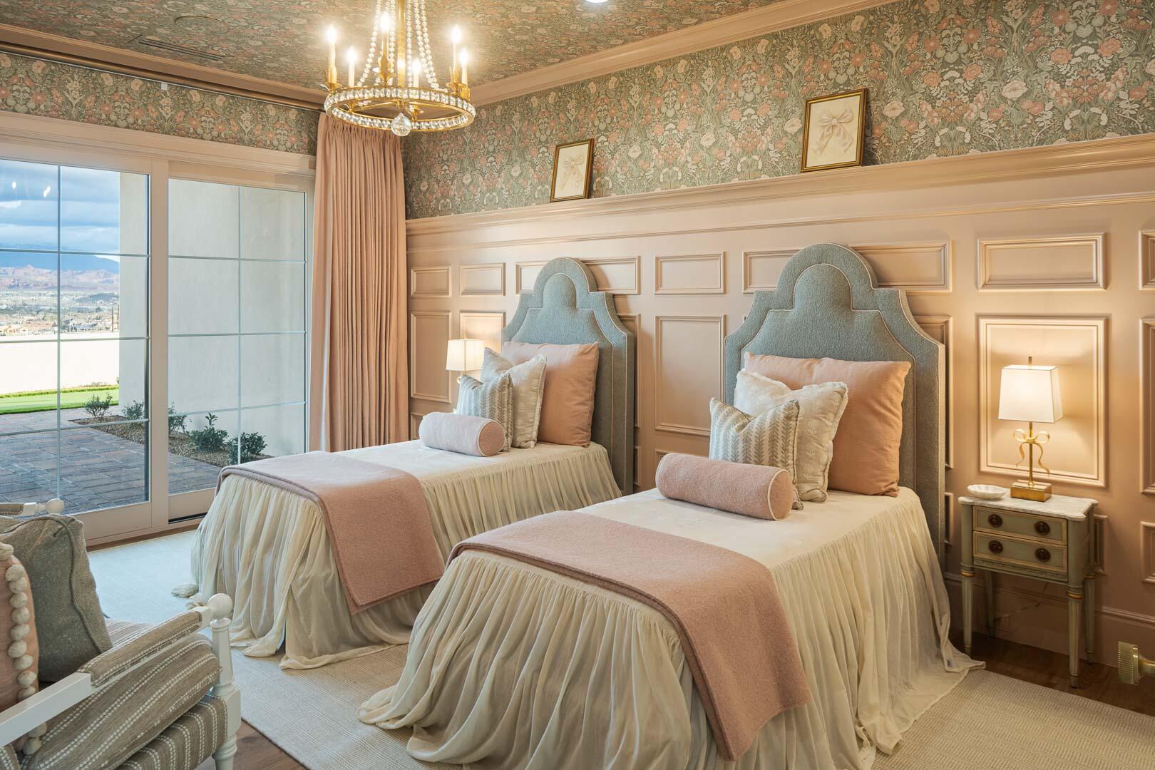 STONE CLIFF - Residential