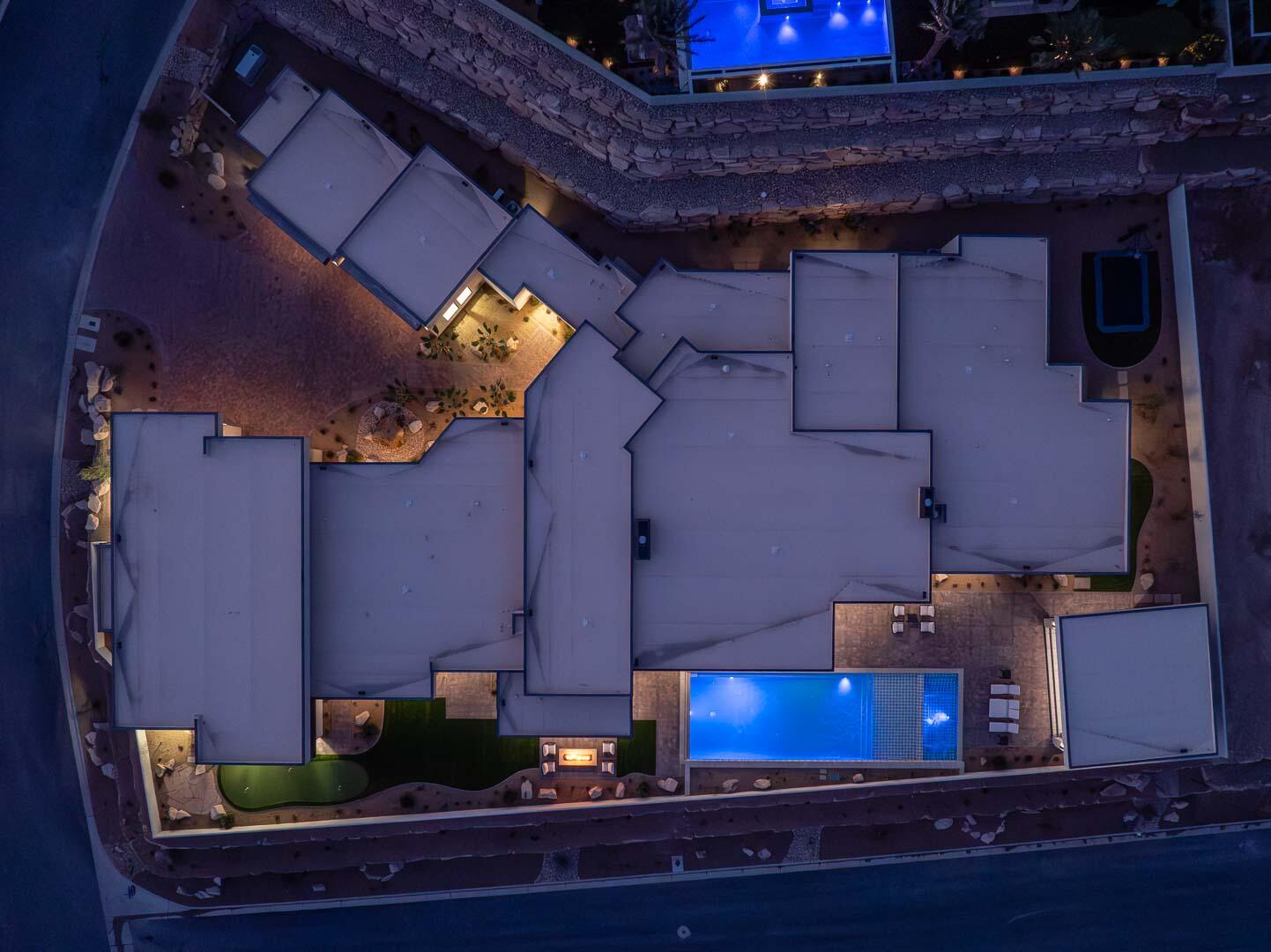 STONE CLIFF - Residential