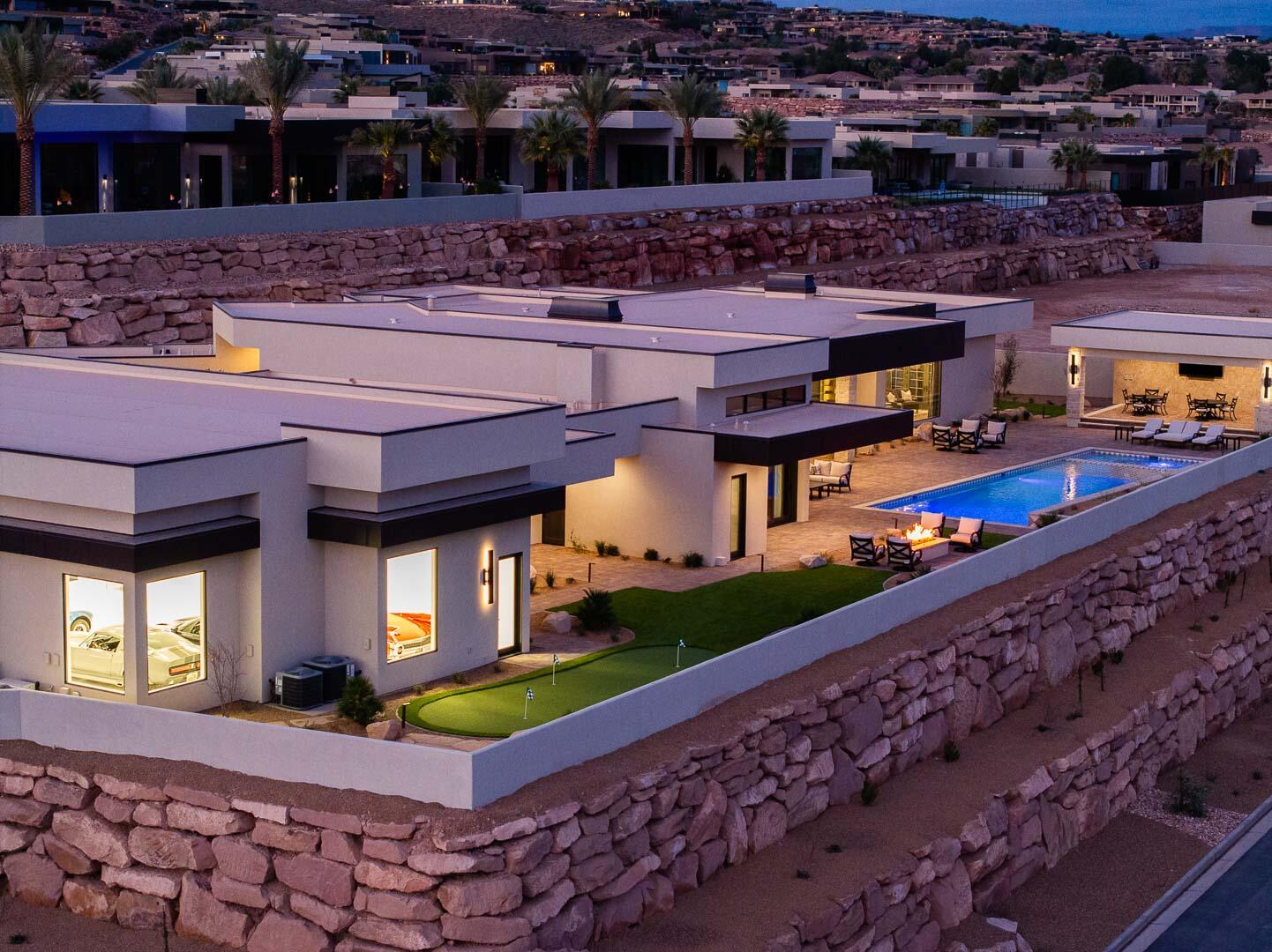 STONE CLIFF - Residential