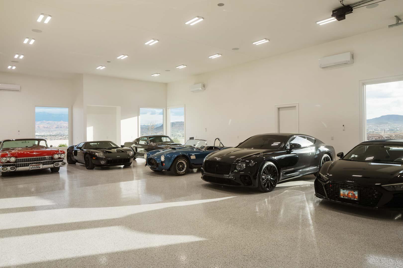 STONE CLIFF - Residential