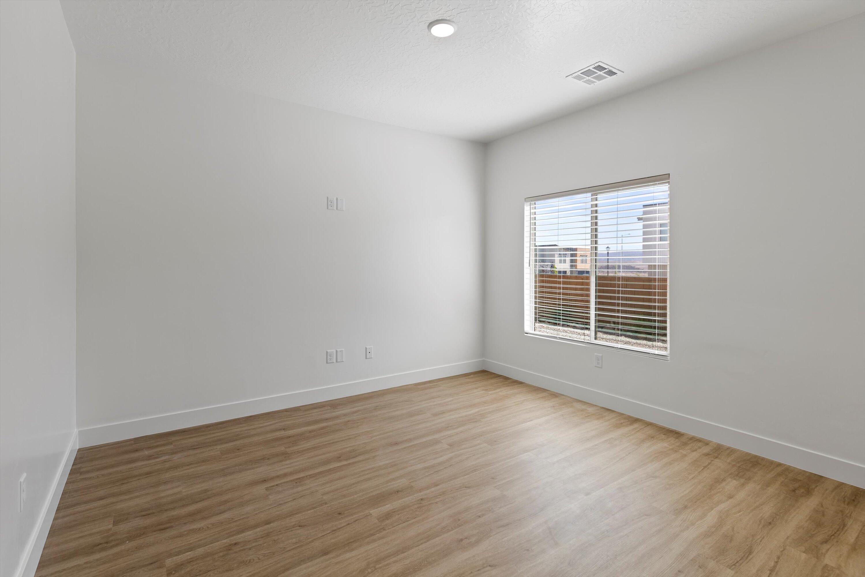 SOUTH DESERT TH - Residential