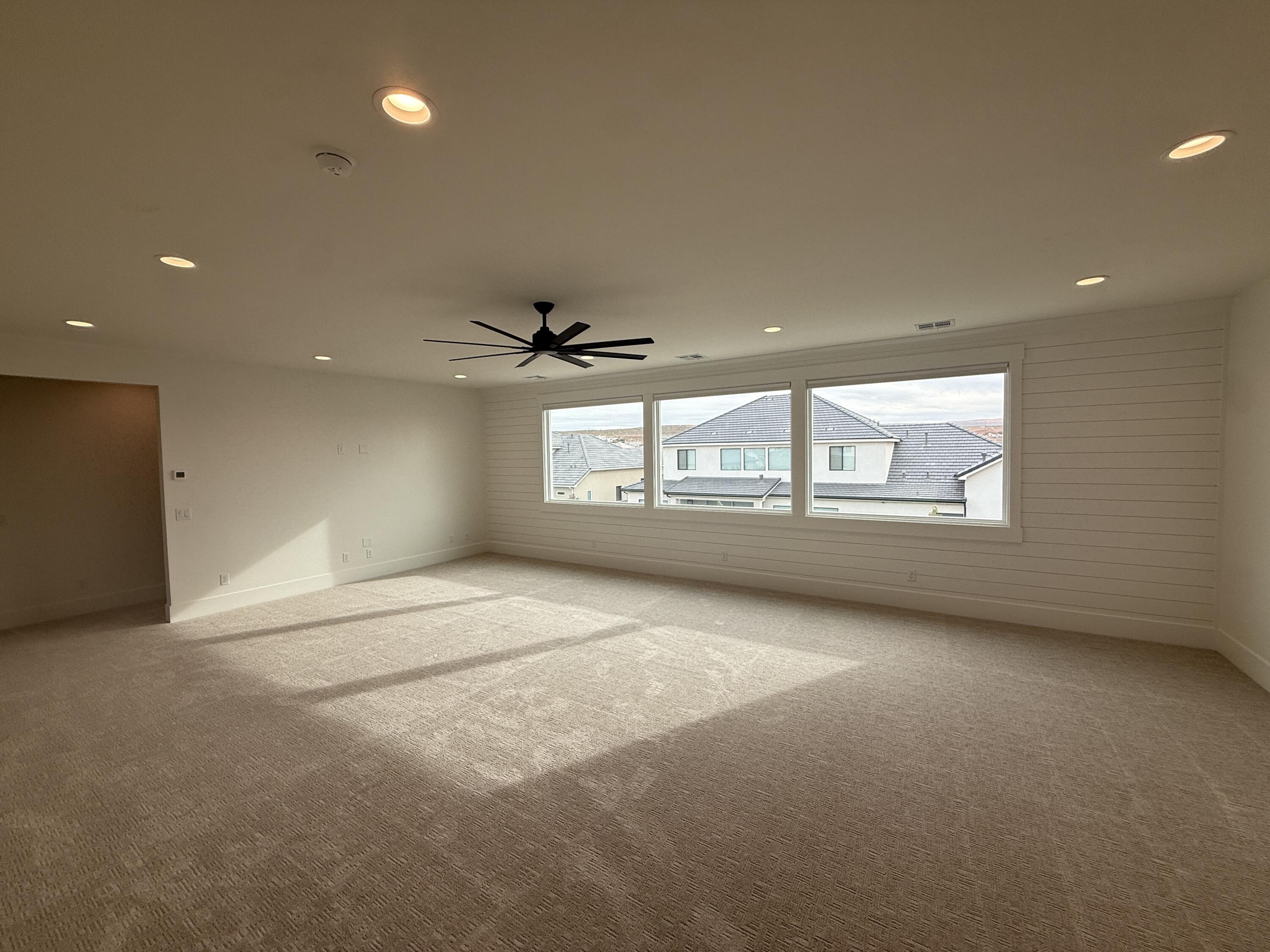 SYCAMORE VILLAGE - Residential