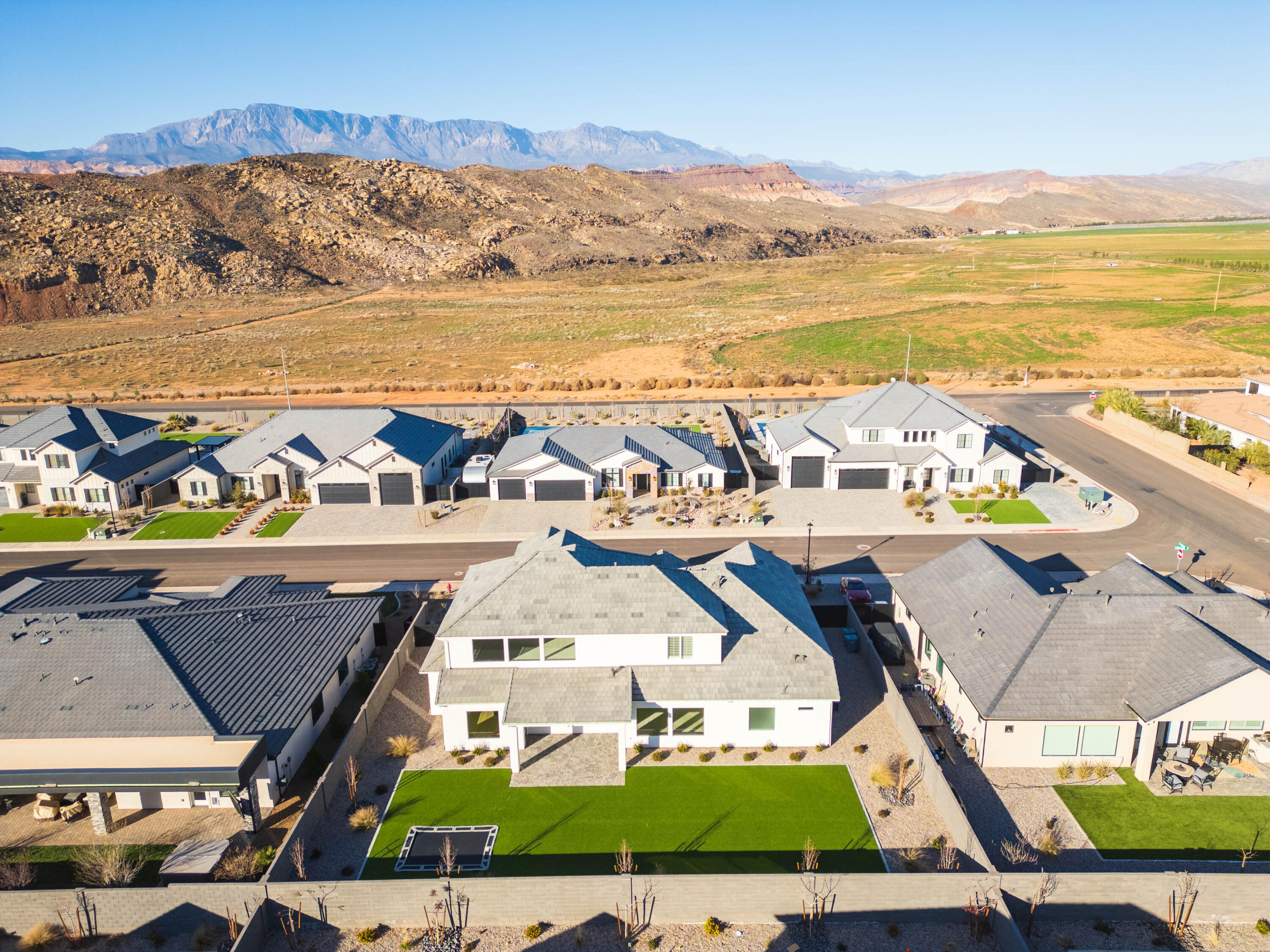 SYCAMORE VILLAGE - Residential