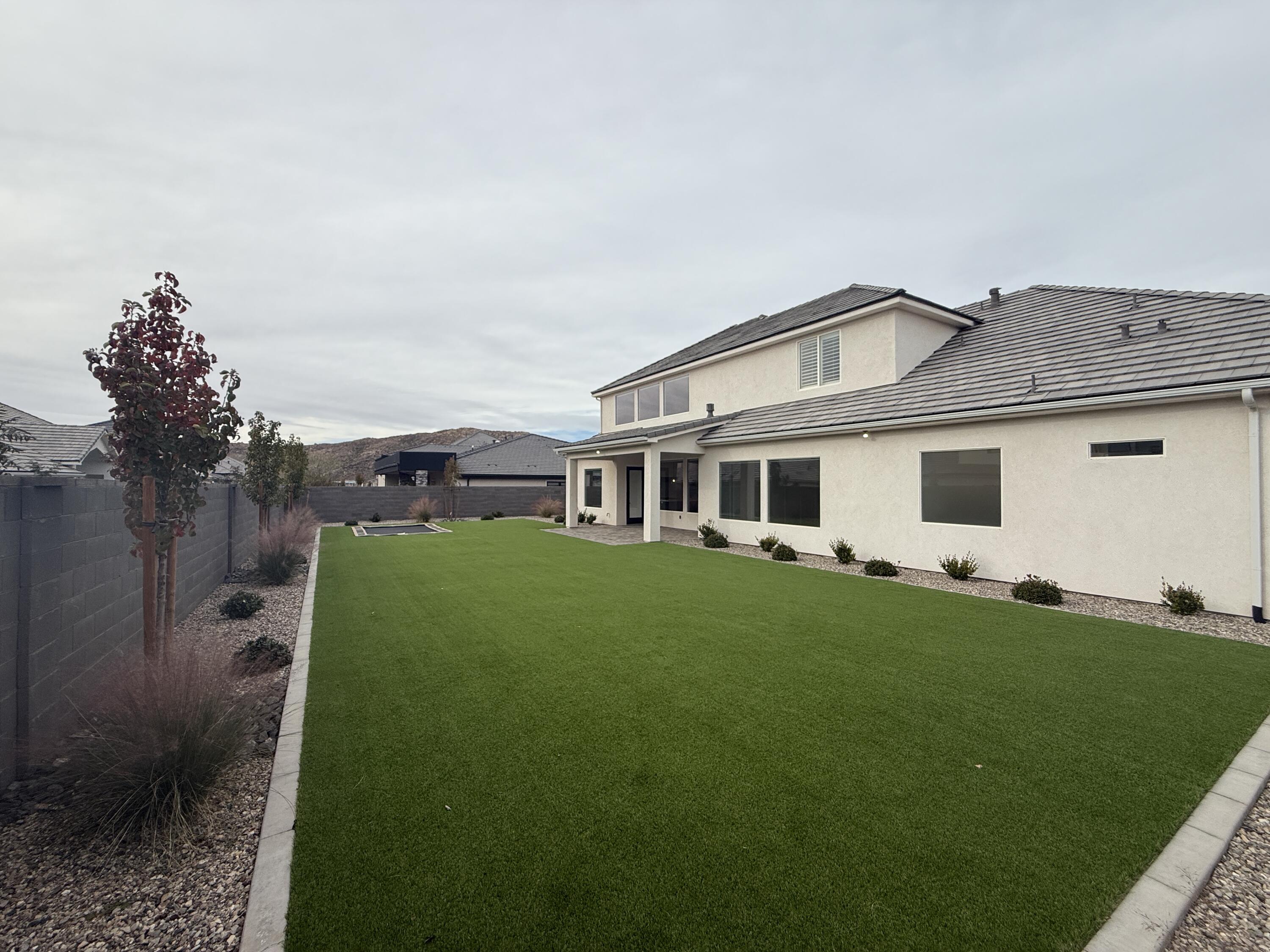 SYCAMORE VILLAGE - Residential