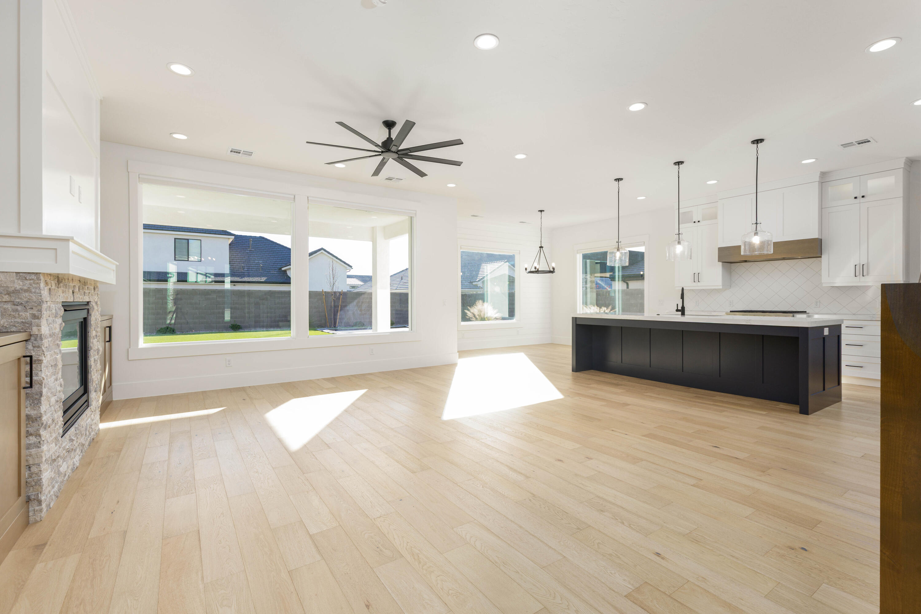 SYCAMORE VILLAGE - Residential