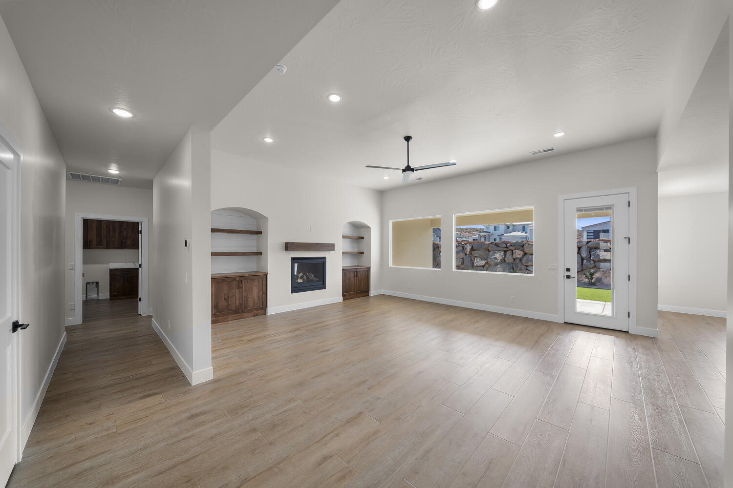 SAND HOLLOW VILLAGE - Residential