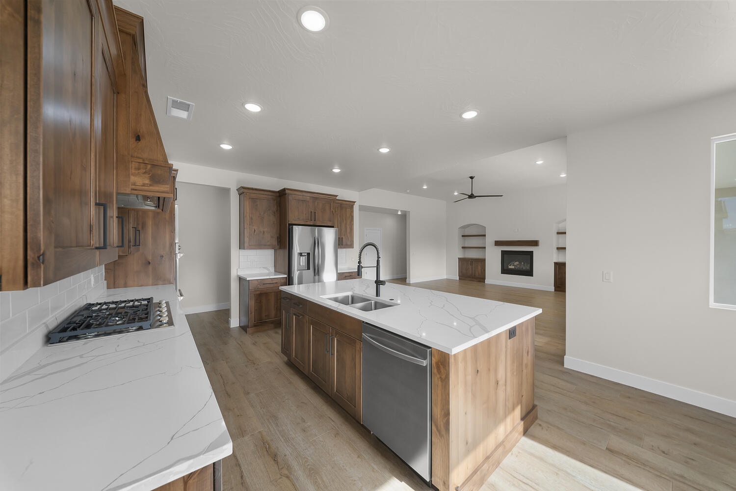 SAND HOLLOW VILLAGE - Residential