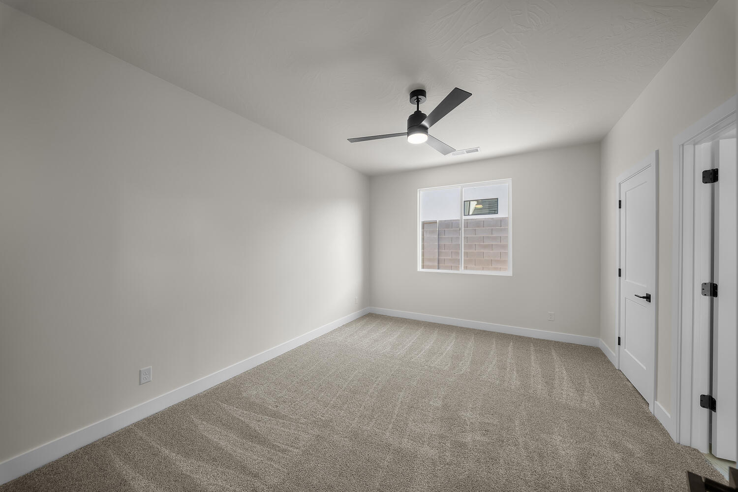 SAND HOLLOW VILLAGE - Residential