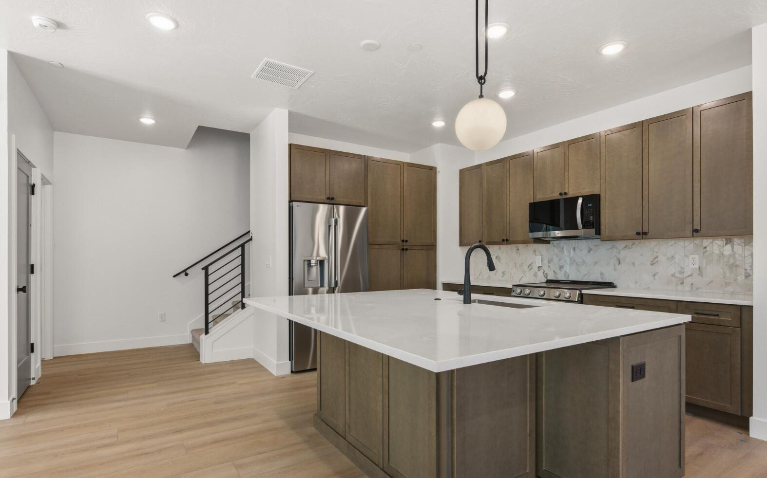 CORAL SPRINGS CONDOMINIUMS - Residential