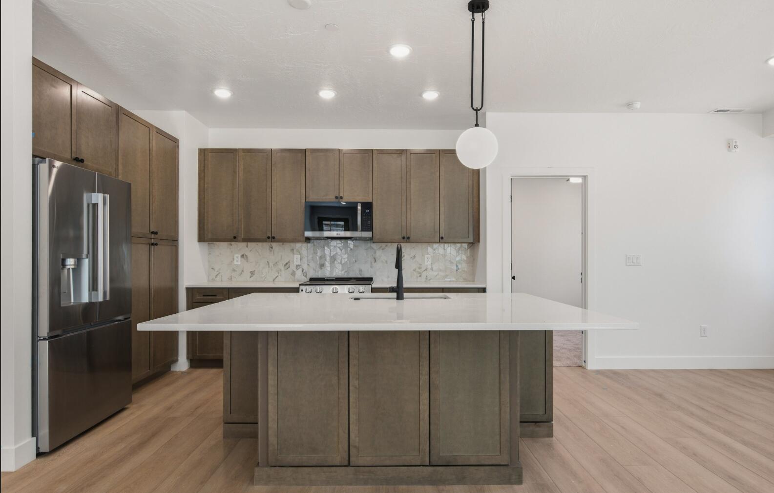 CORAL SPRINGS CONDOMINIUMS - Residential