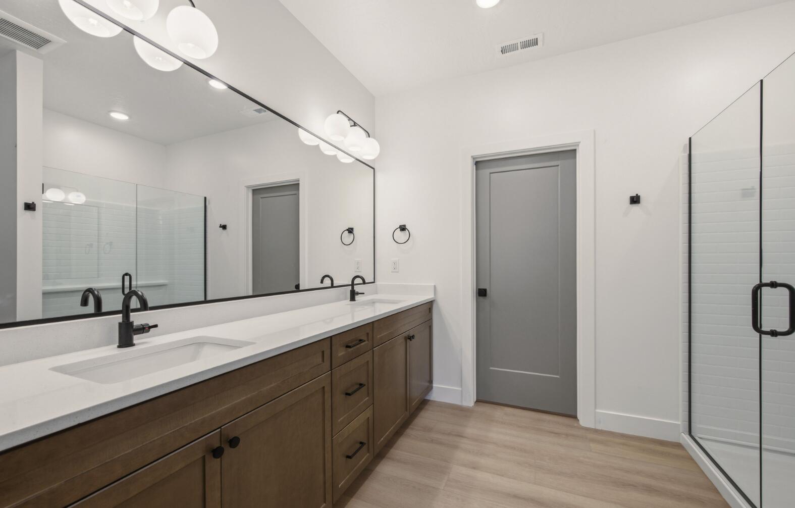 CORAL SPRINGS CONDOMINIUMS - Residential