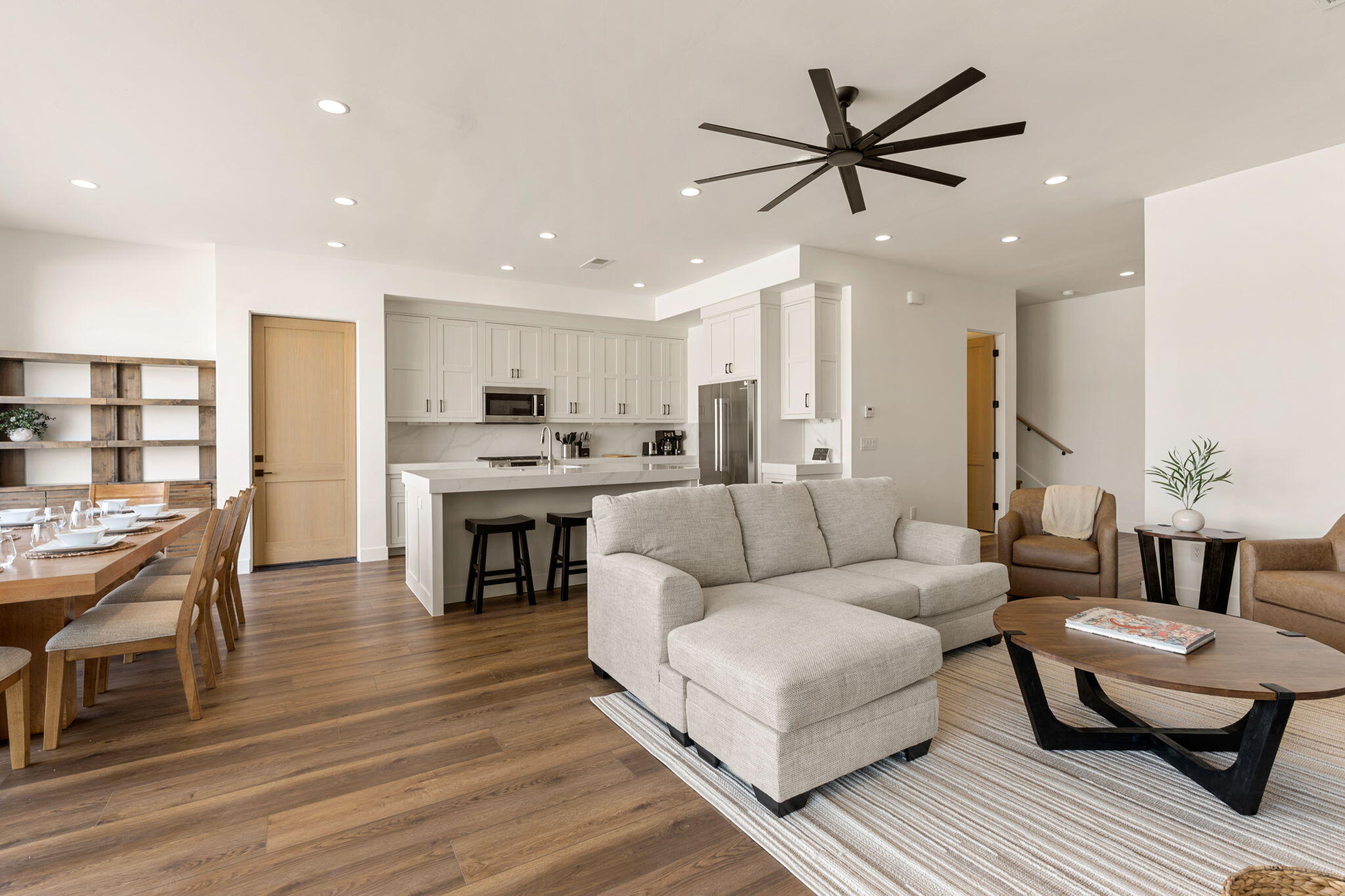 DESERT COLOR RESORT - Residential