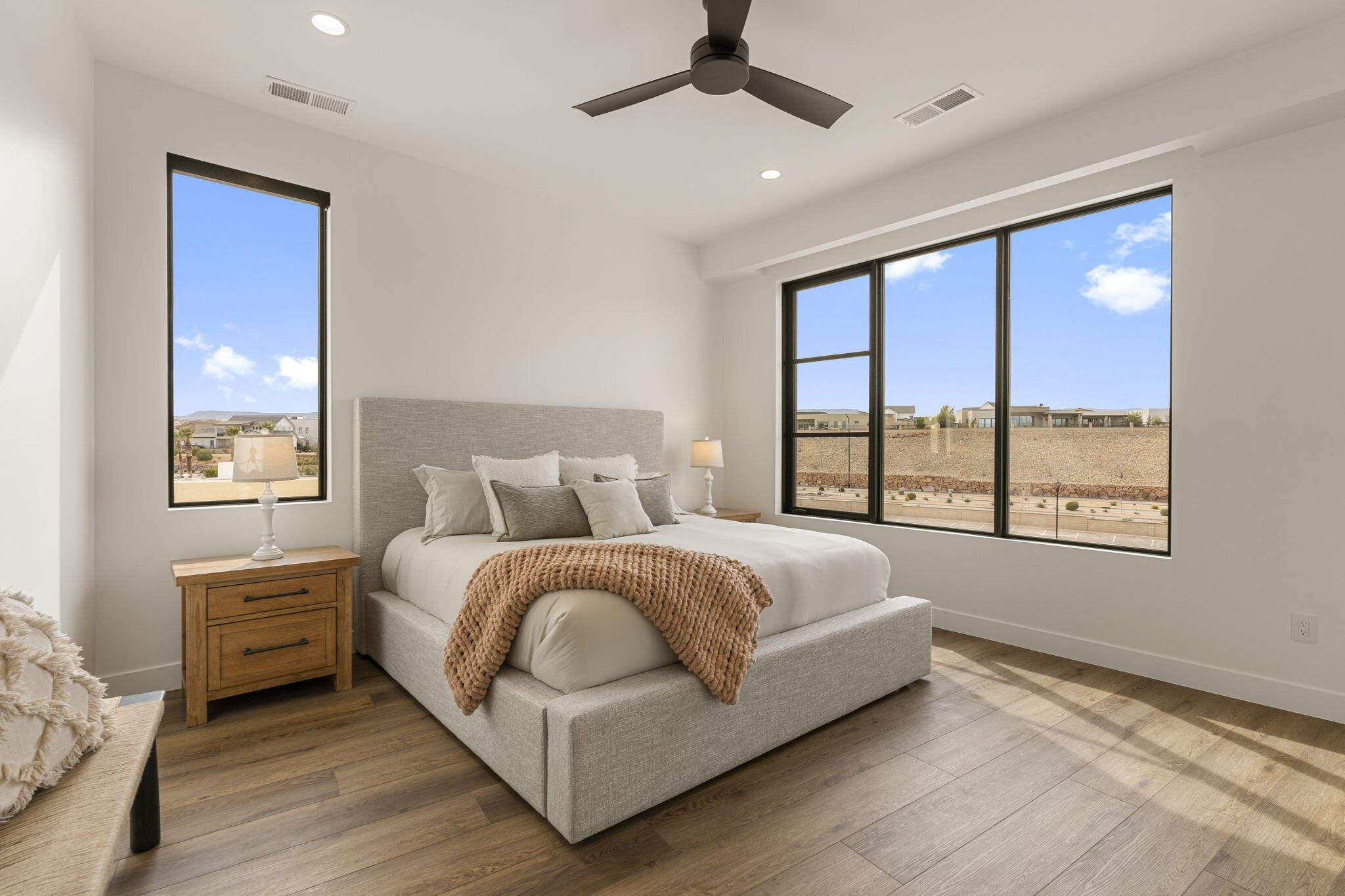 DESERT COLOR RESORT - Residential