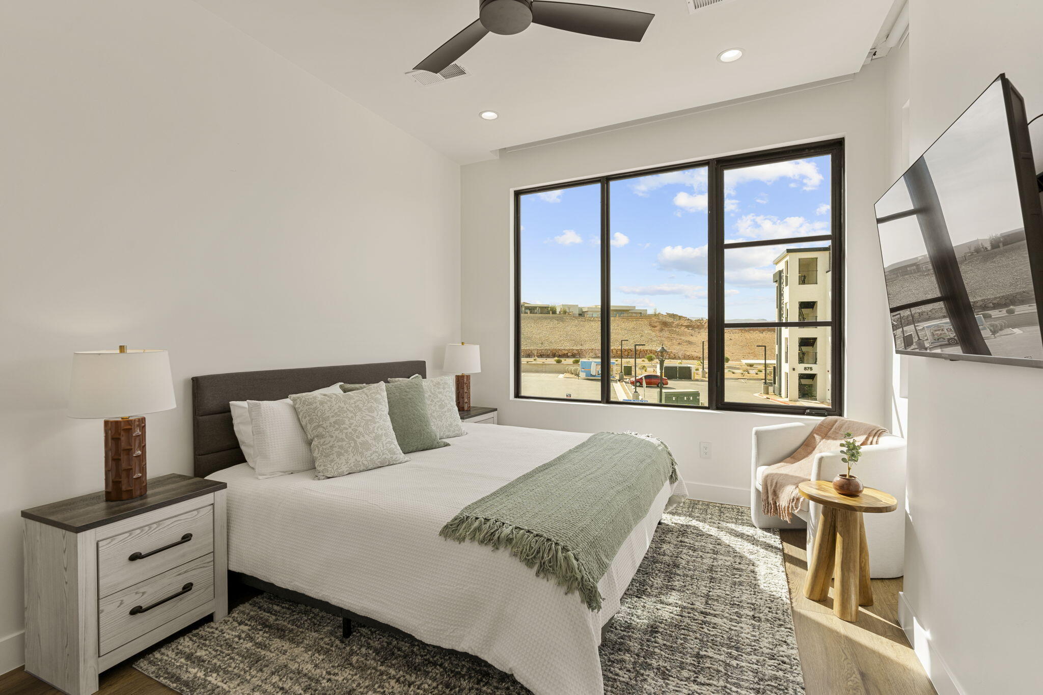 DESERT COLOR RESORT - Residential