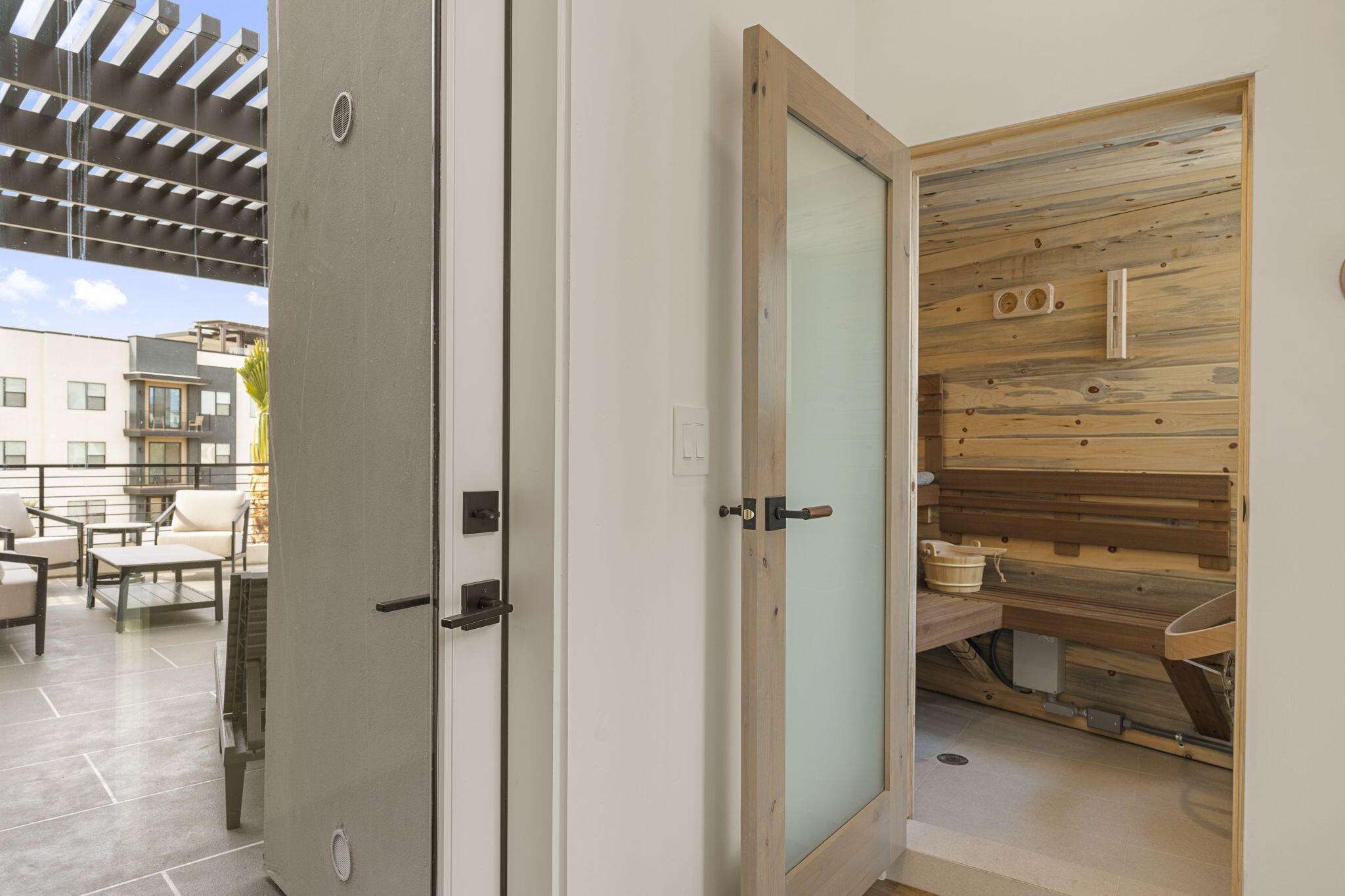 DESERT COLOR RESORT - Residential