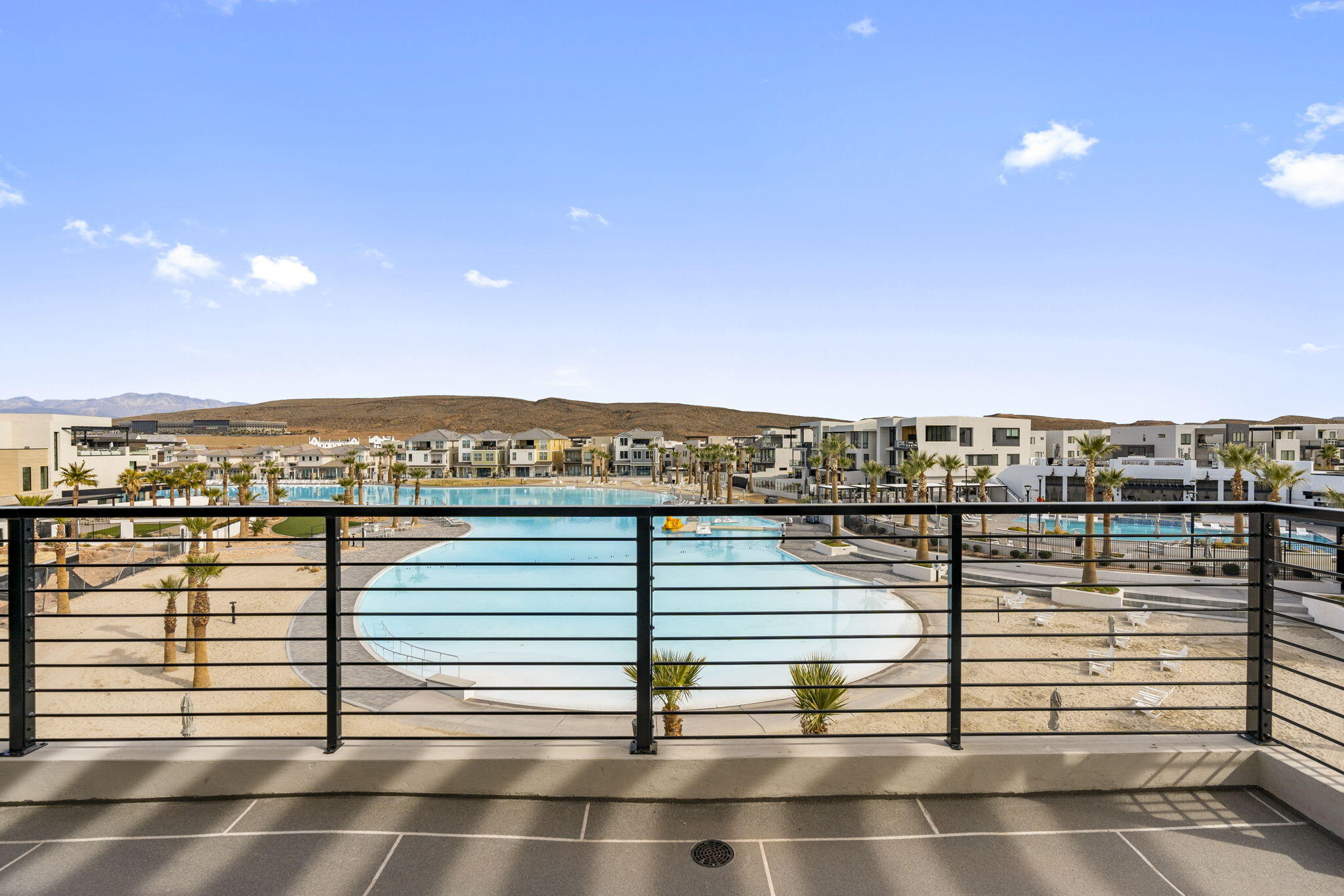 DESERT COLOR RESORT - Residential