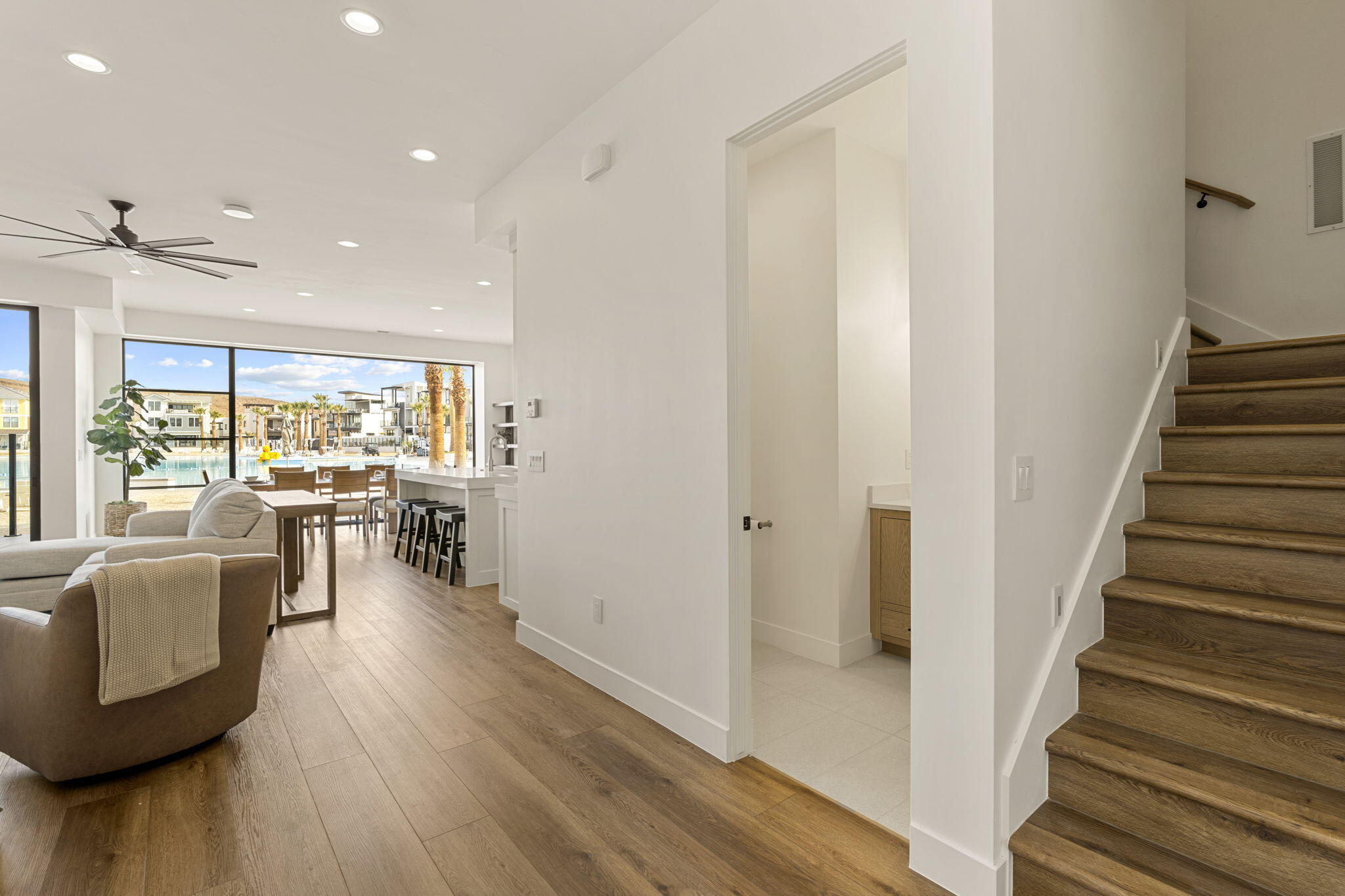 DESERT COLOR RESORT - Residential