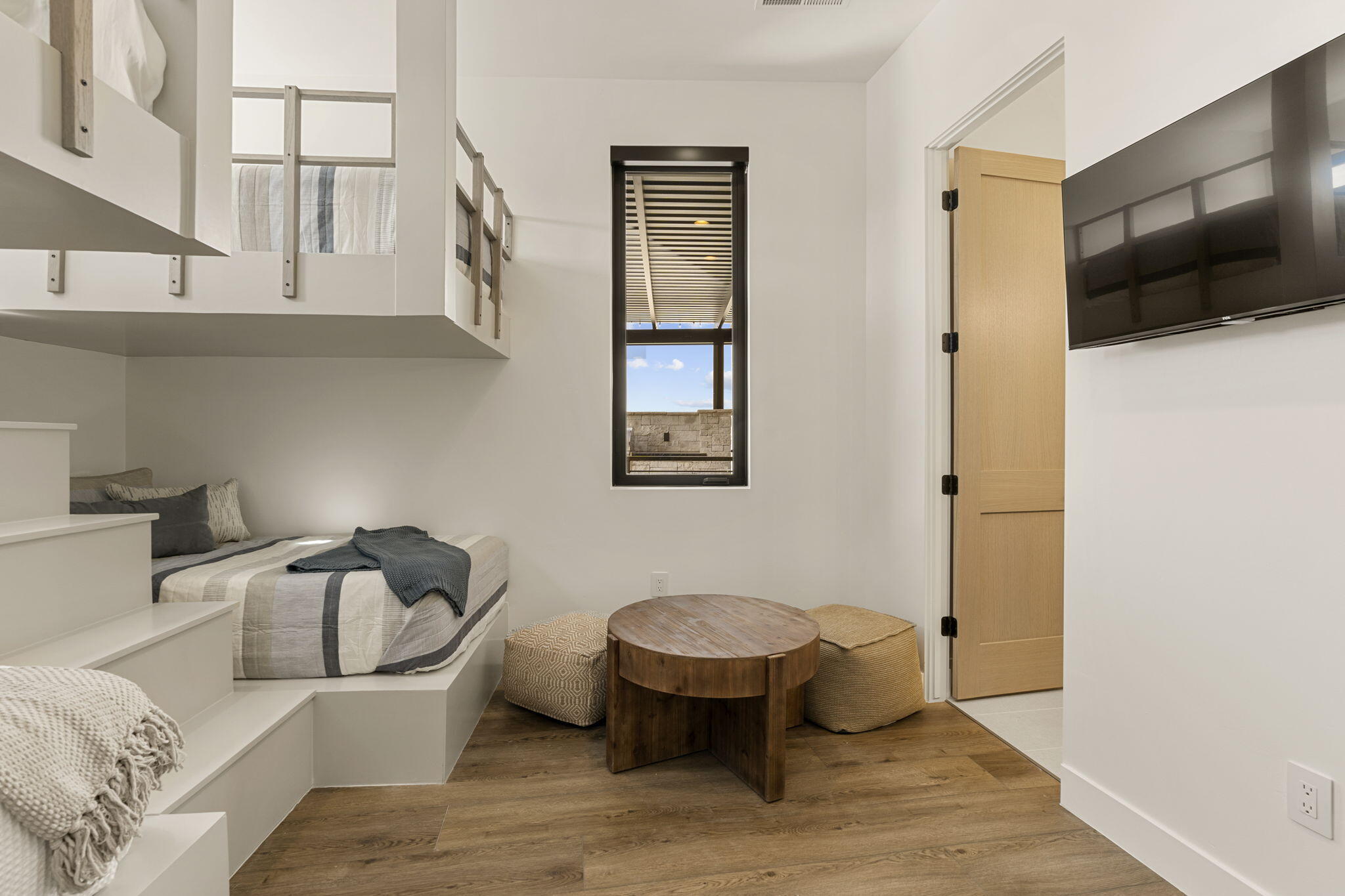 DESERT COLOR RESORT - Residential