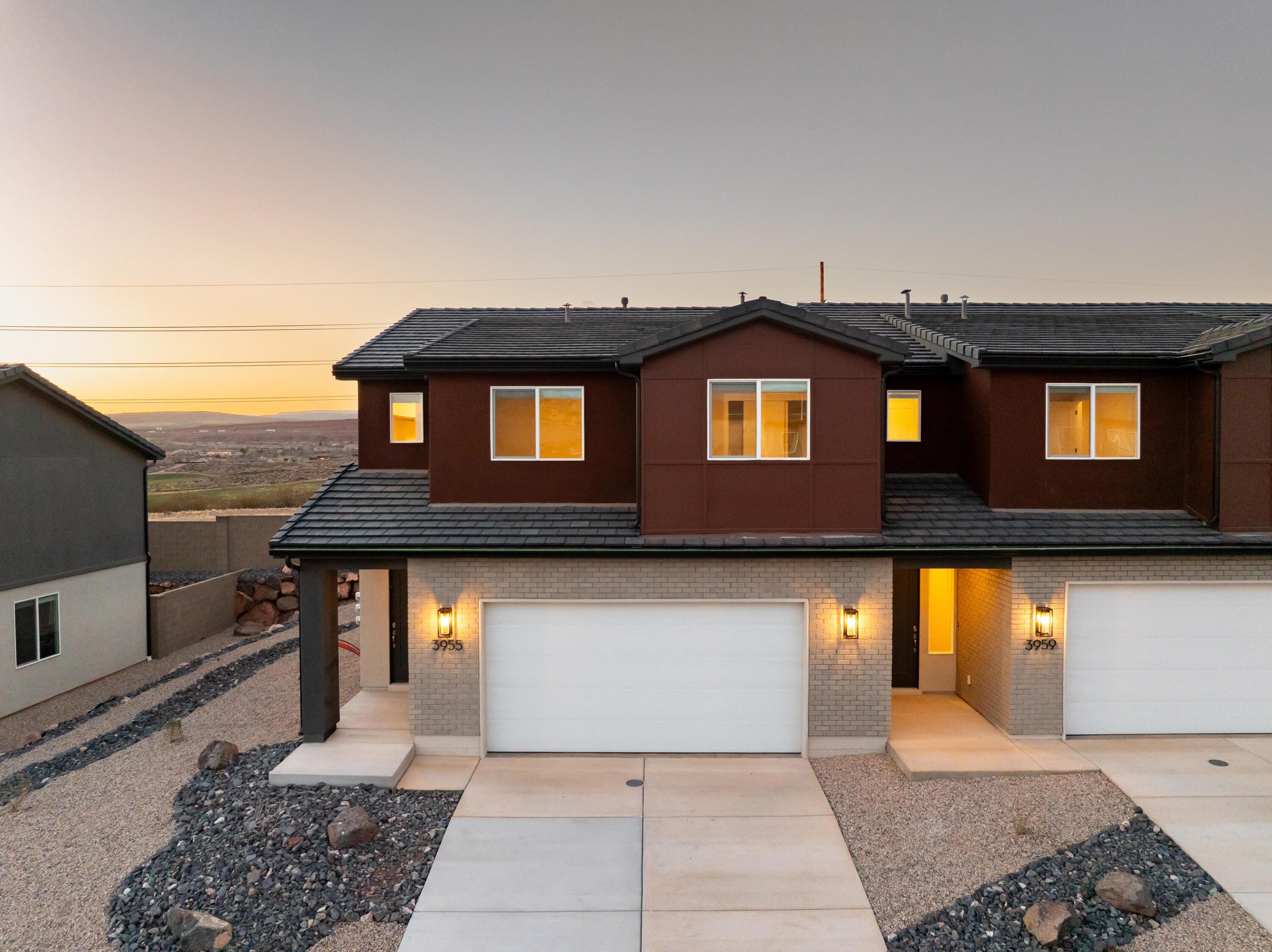RISE AT CORAL CANYON - Residential