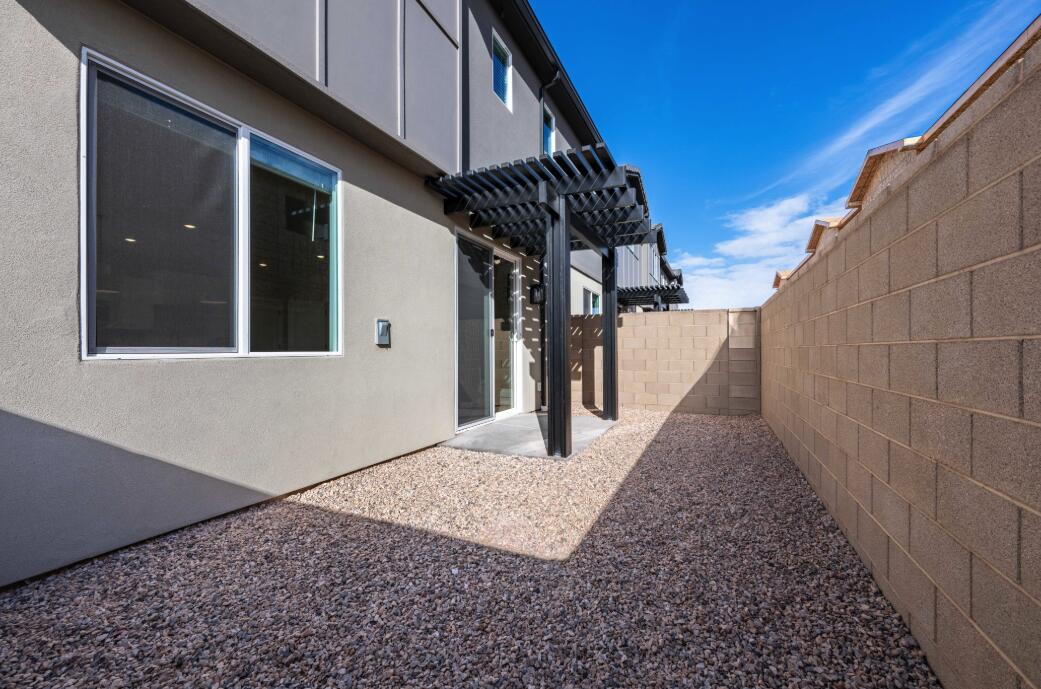 RISE AT CORAL CANYON - Residential
