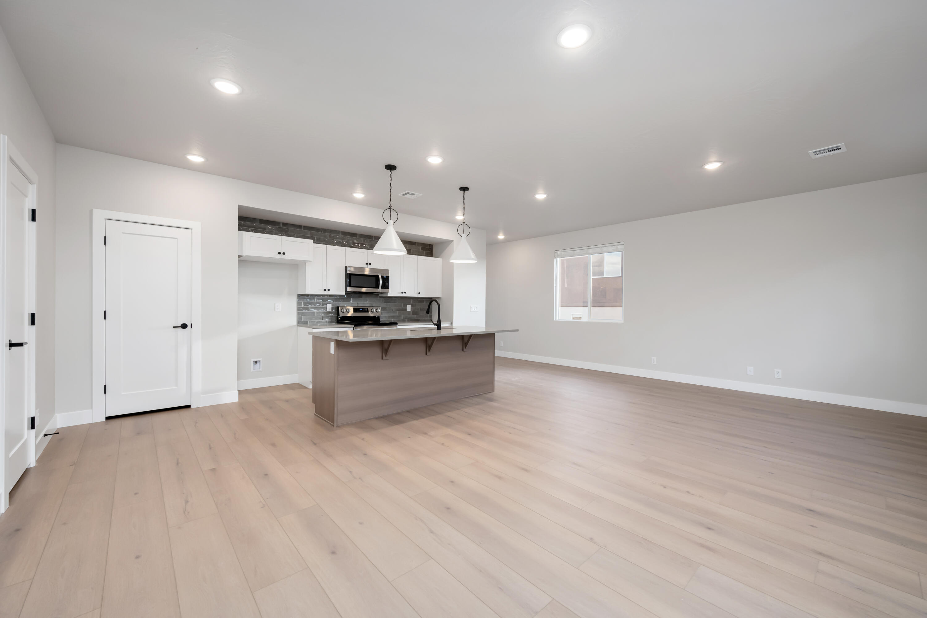 RISE AT CORAL CANYON - Residential