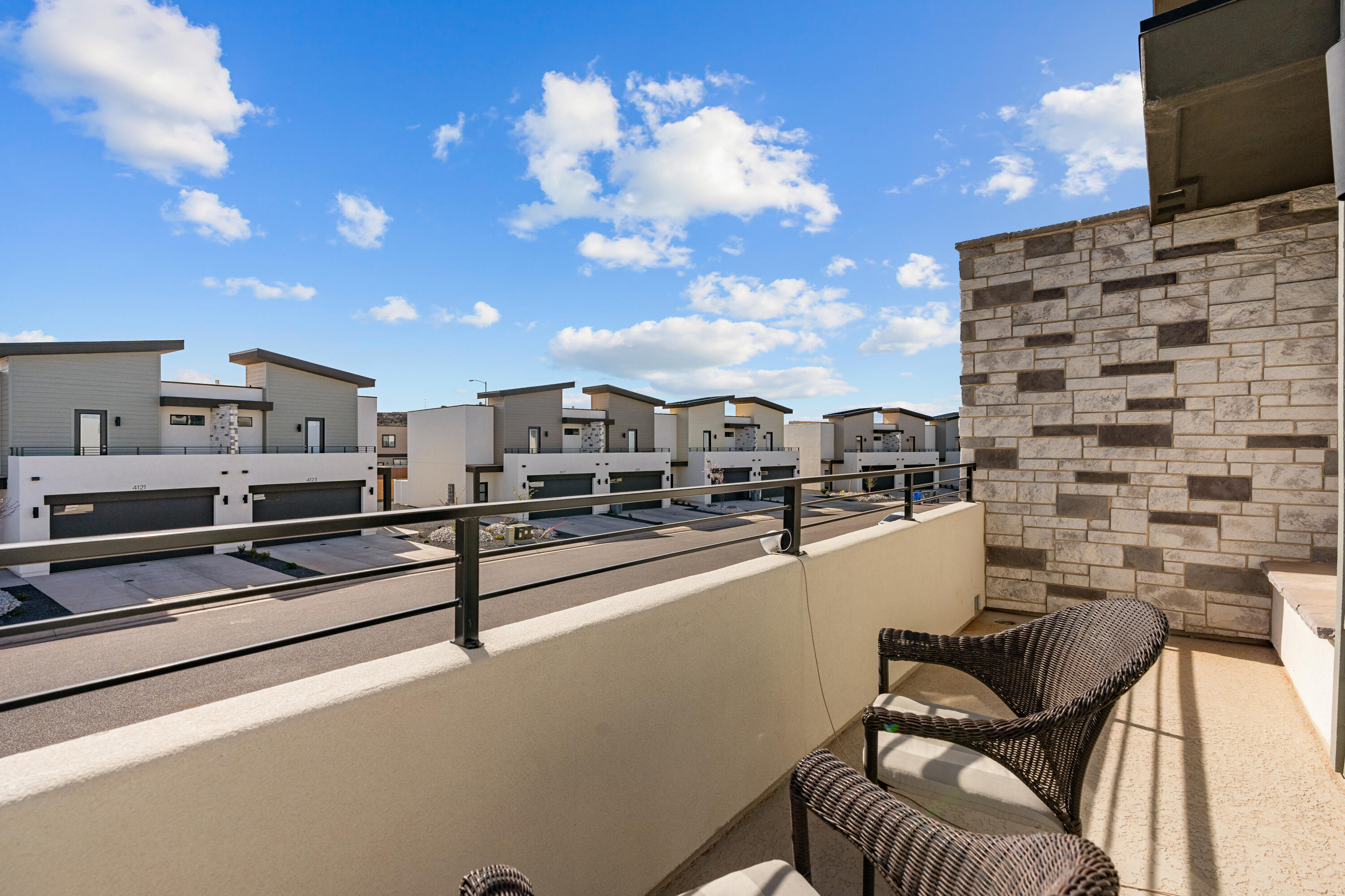 CRIMSON PARK - Residential