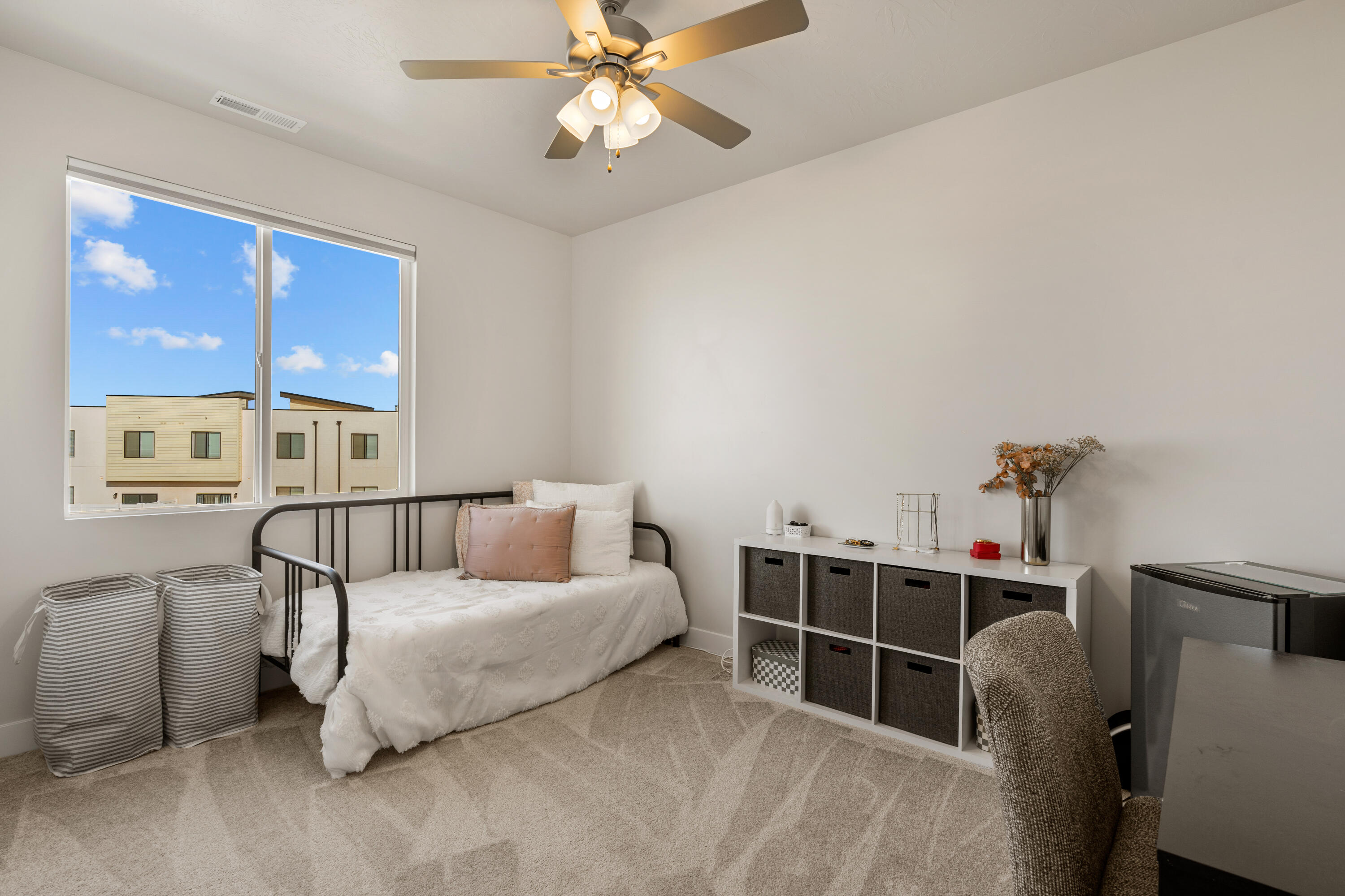 CRIMSON PARK - Residential