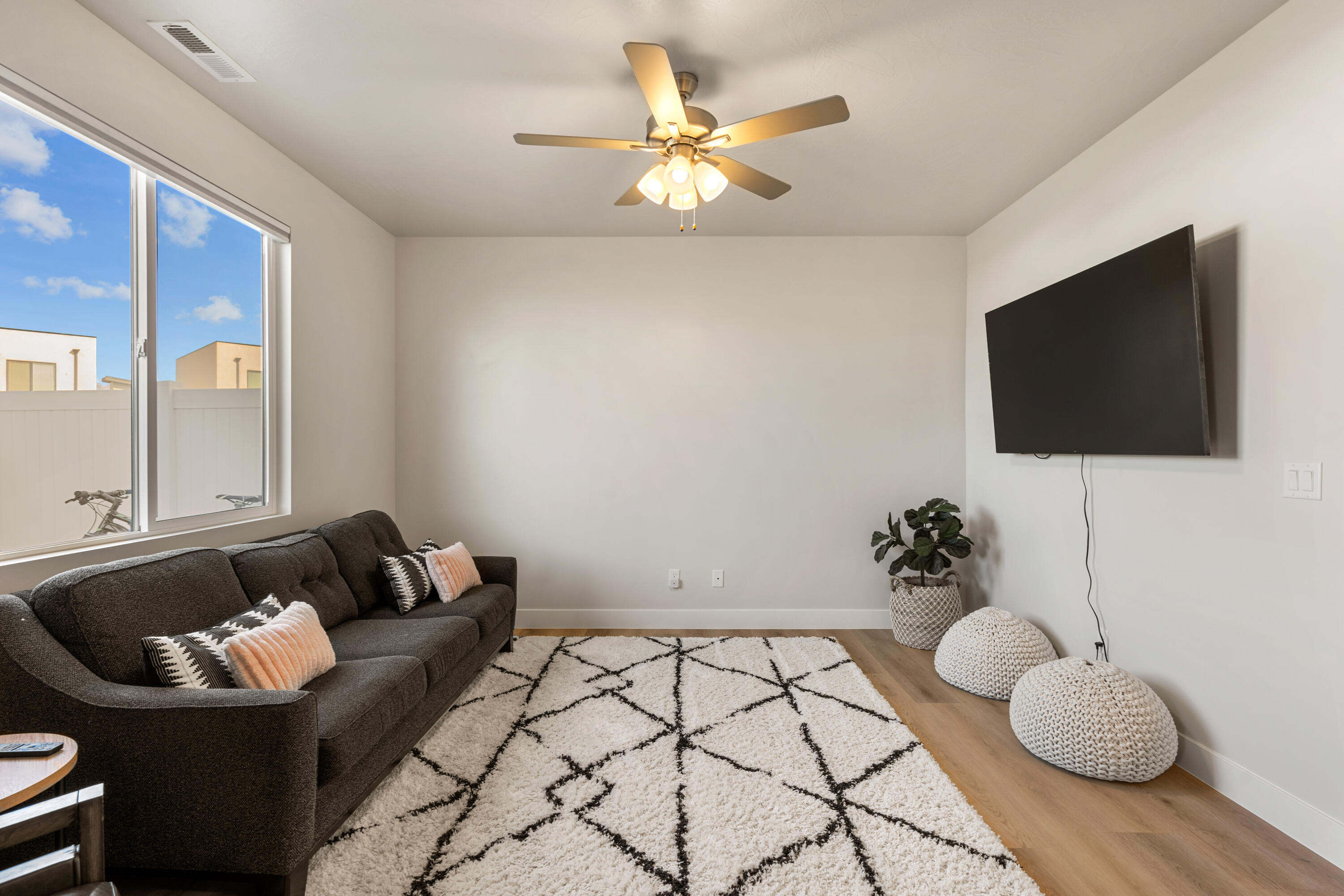 CRIMSON PARK - Residential