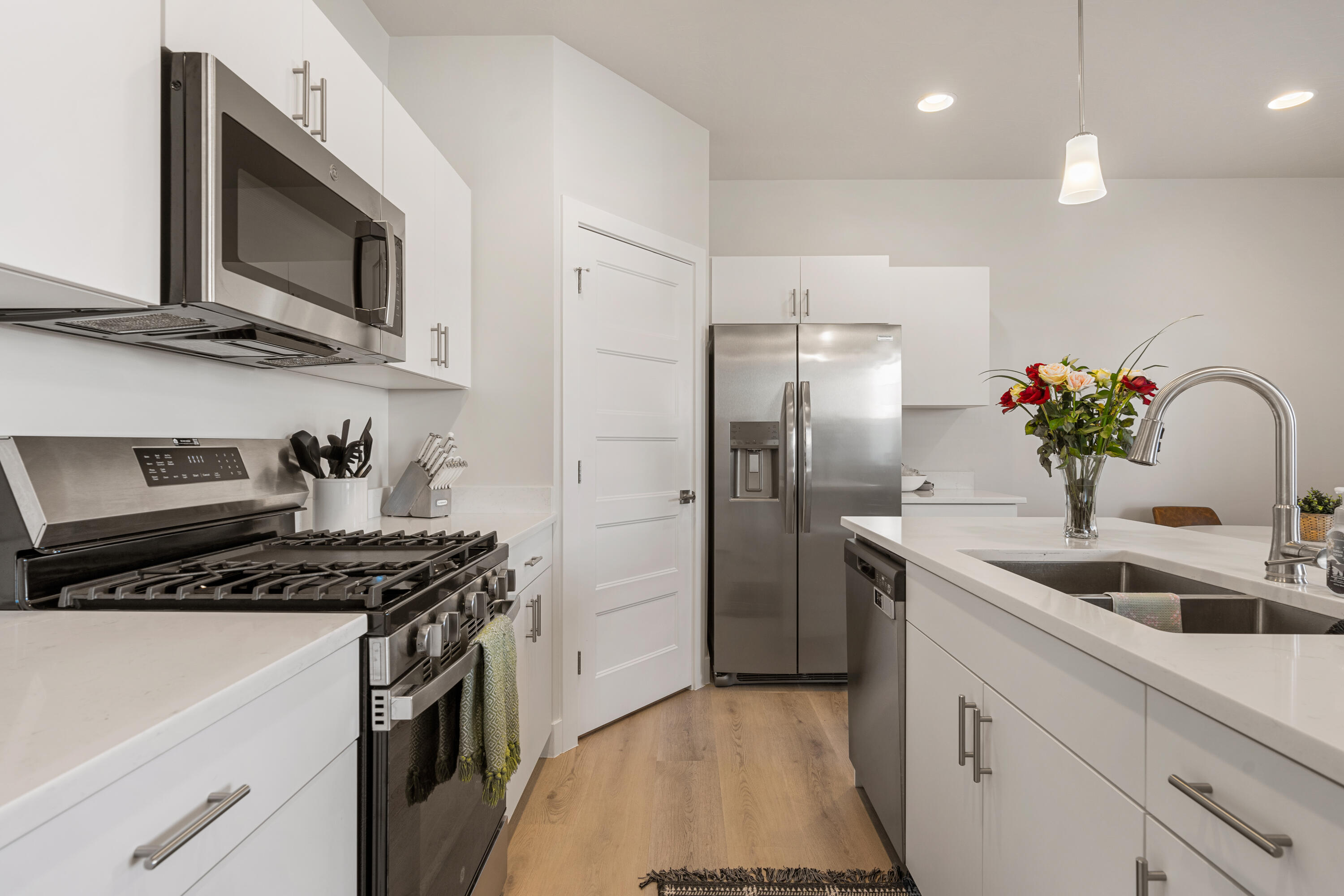 CRIMSON PARK - Residential