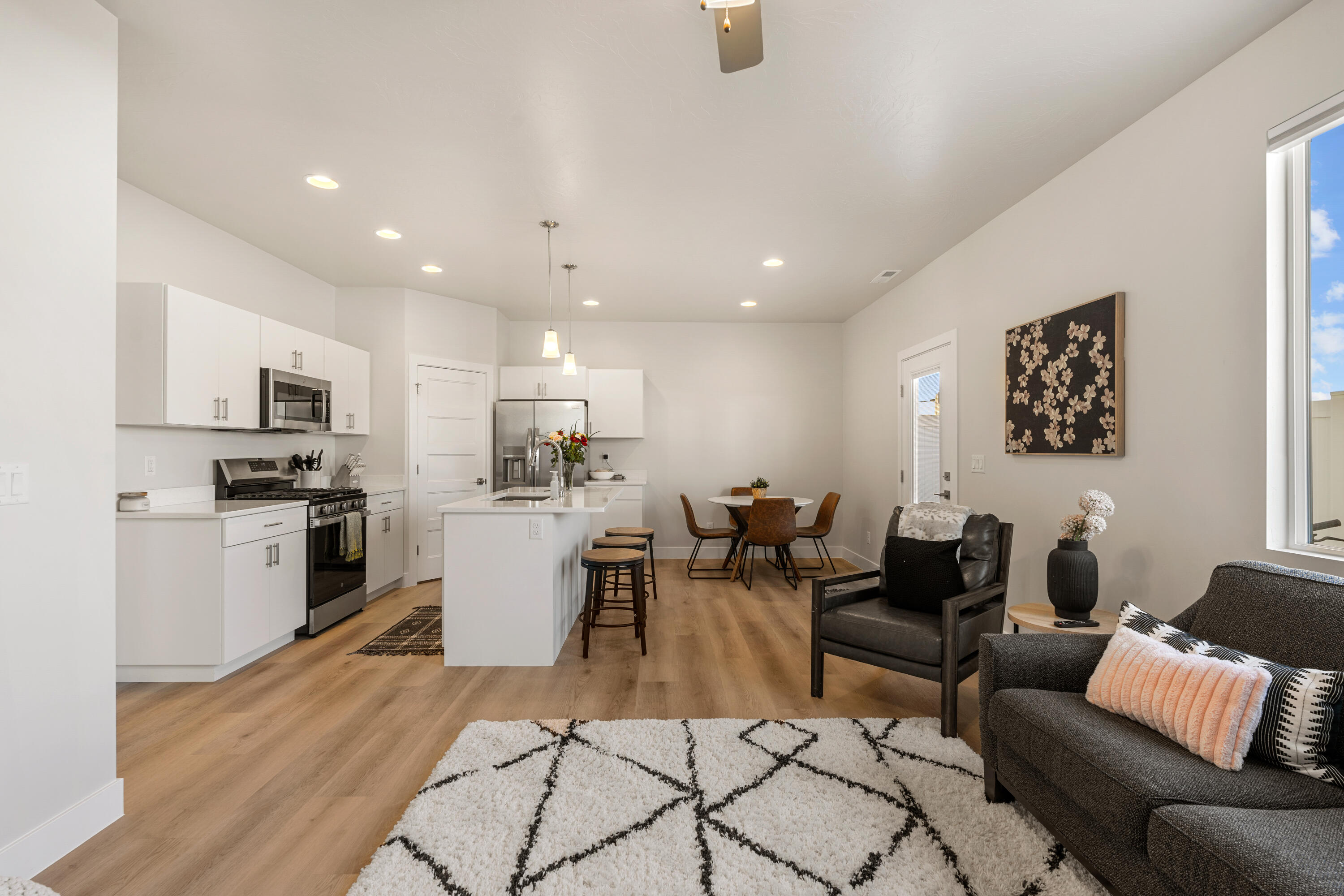 CRIMSON PARK - Residential