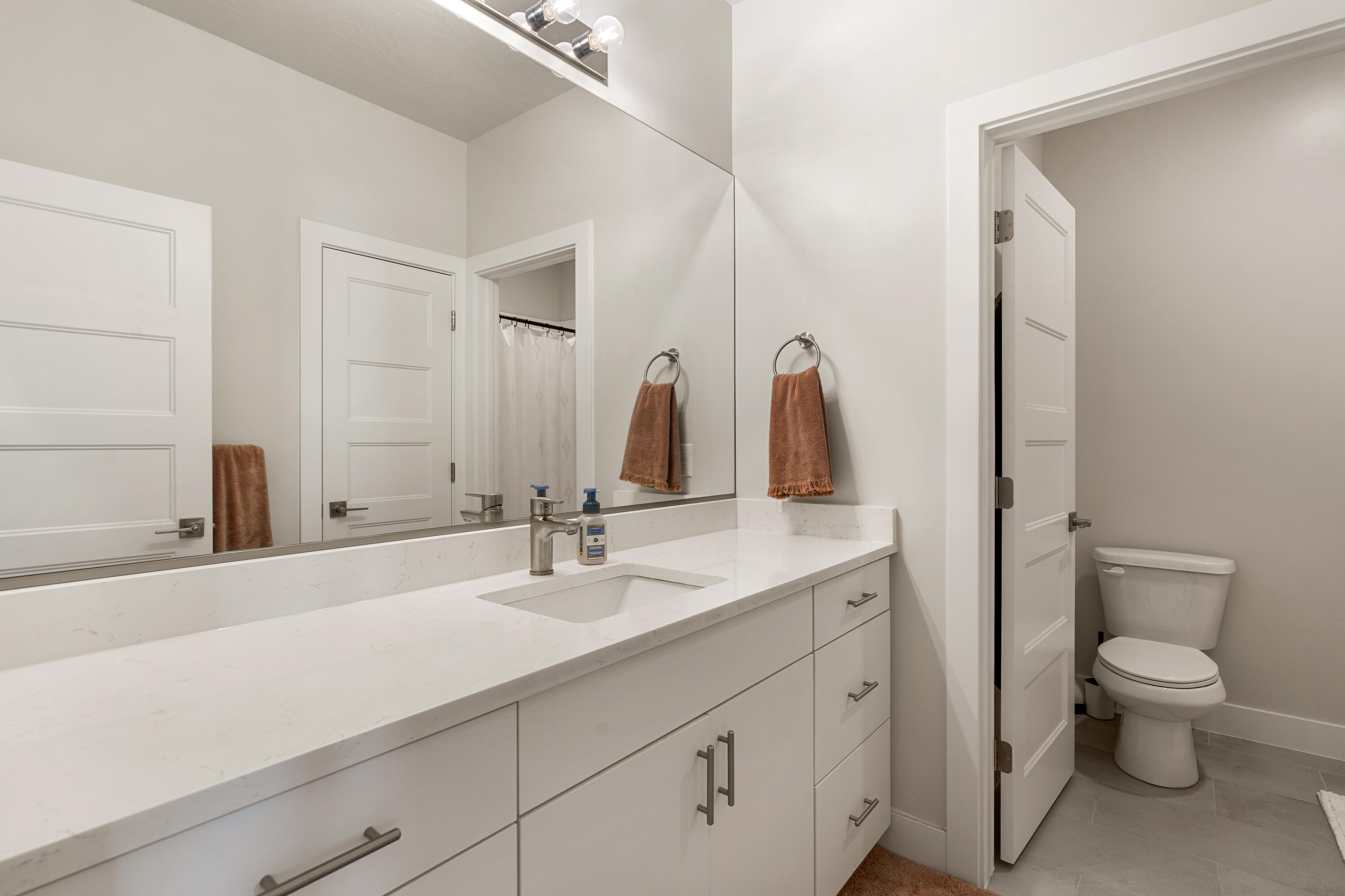 CRIMSON PARK - Residential