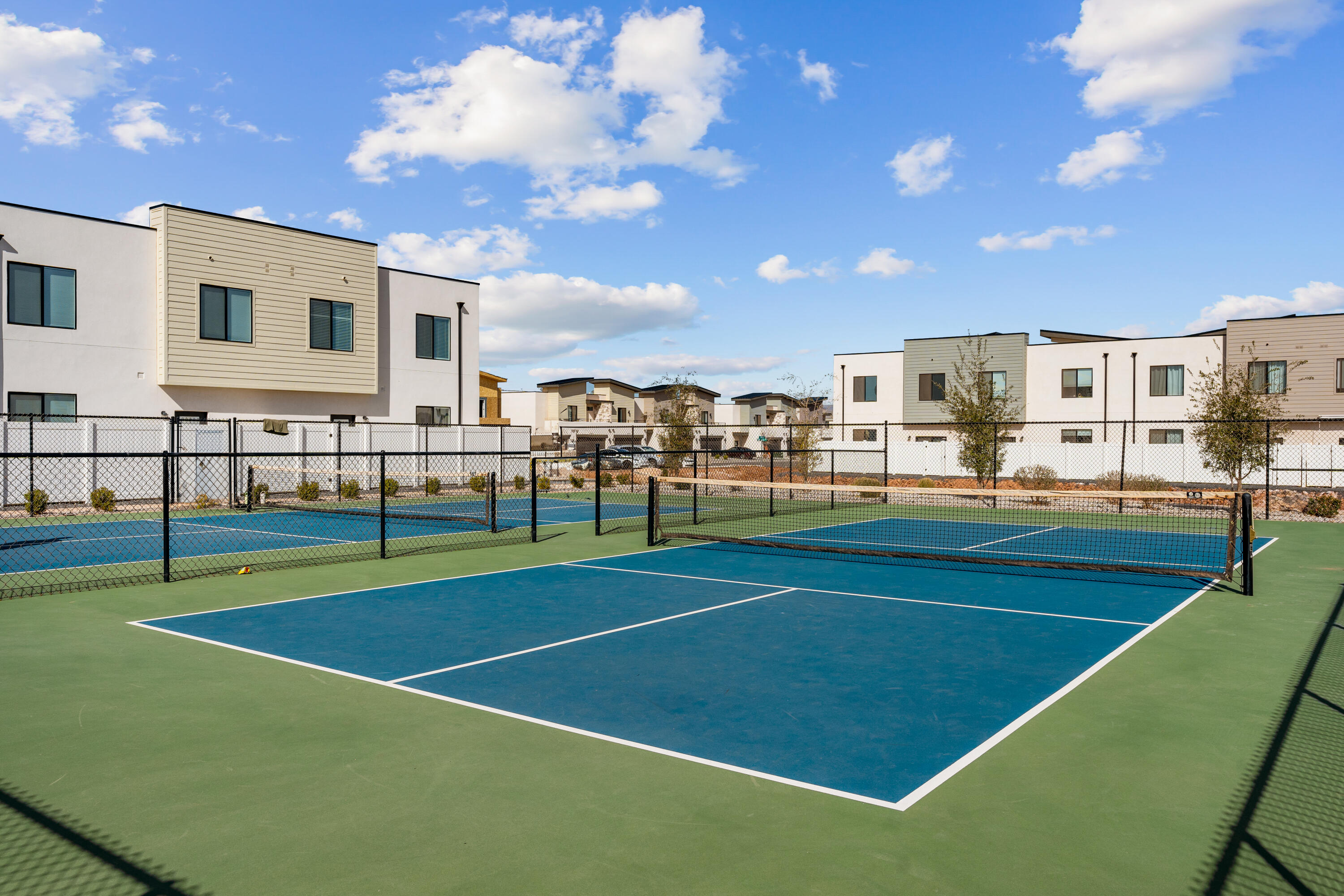 CRIMSON PARK - Residential