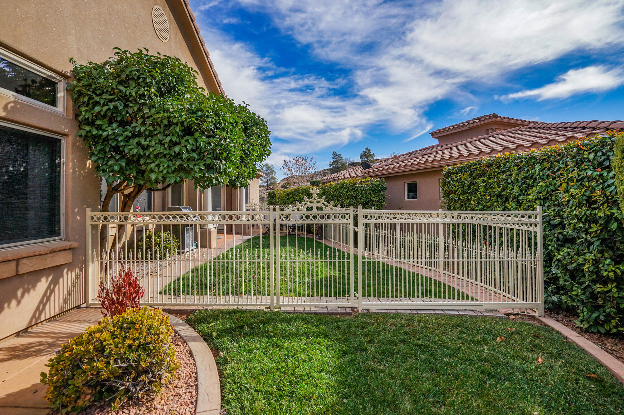 SIENNA CANYON AT WEBB HILL - Residential