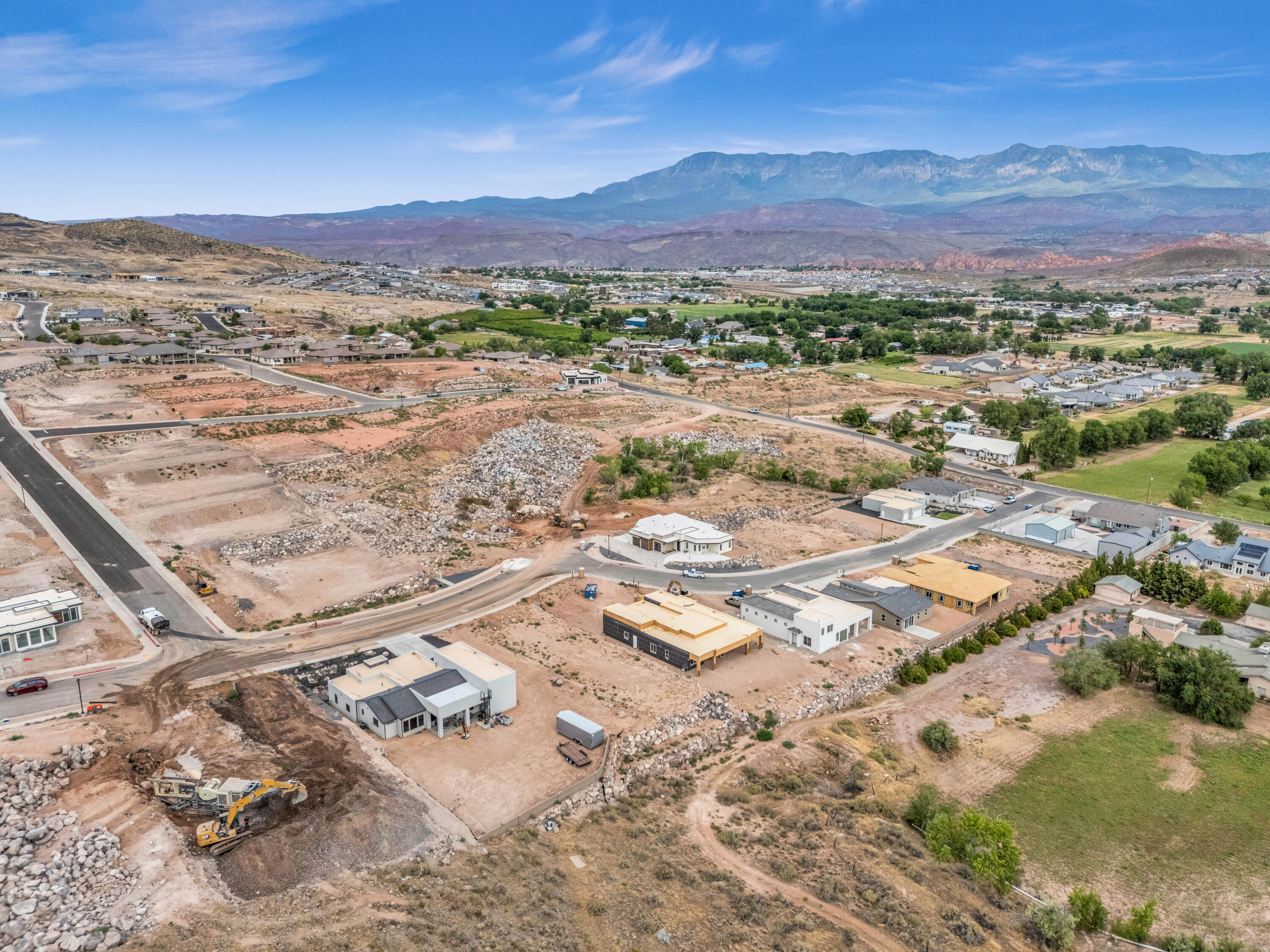 MOUNTAIN VIEW ESTATES - Land