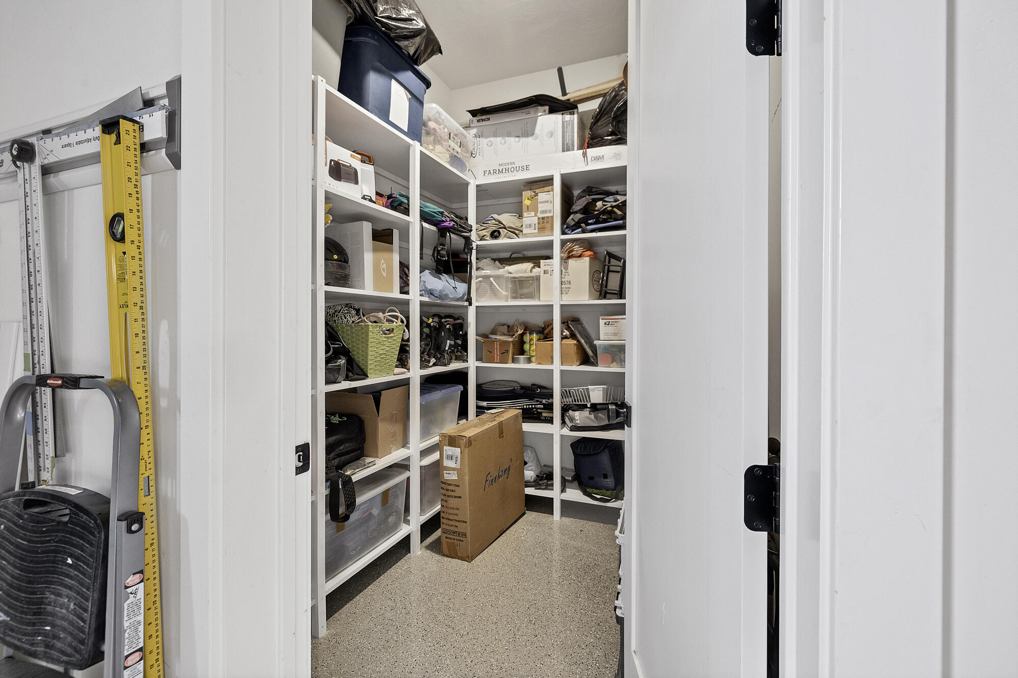 ARROWHEAD SUB - Residential