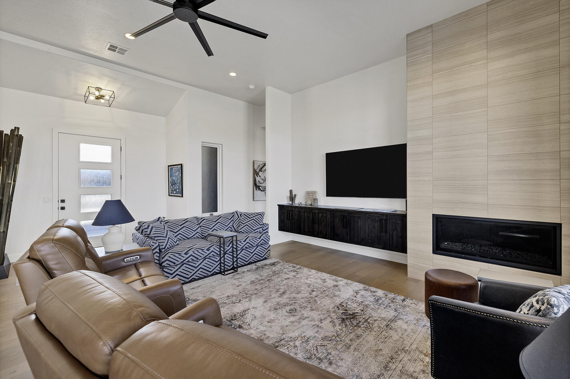 ARROWHEAD SUB - Residential