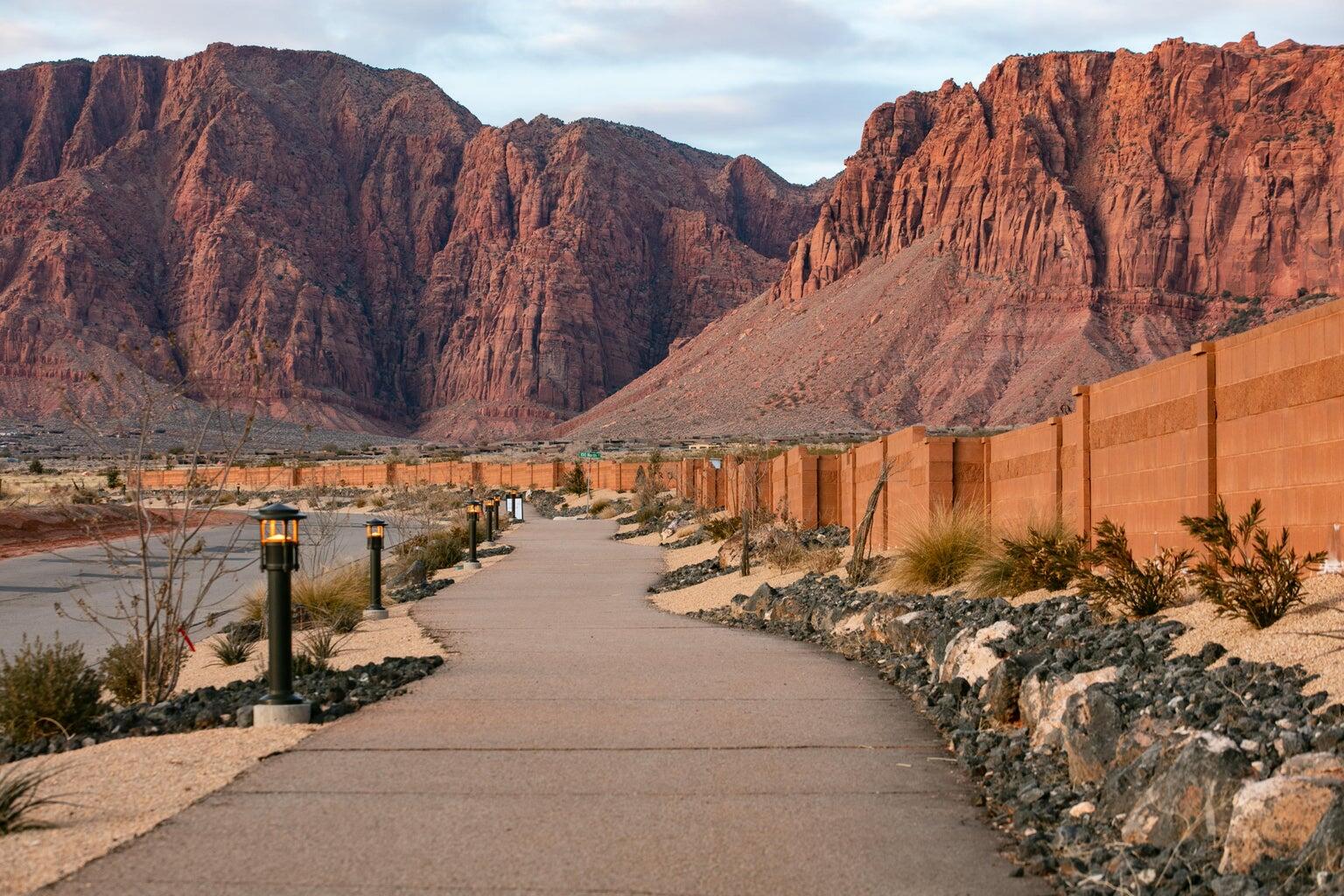 ARROWHEAD SUB - Residential