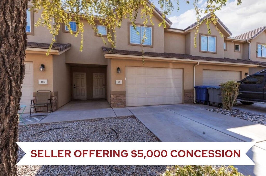 Photo of 1000 E Bluff View DR 107 #107, Washington, UT 84780 (MLS # 26-276978)