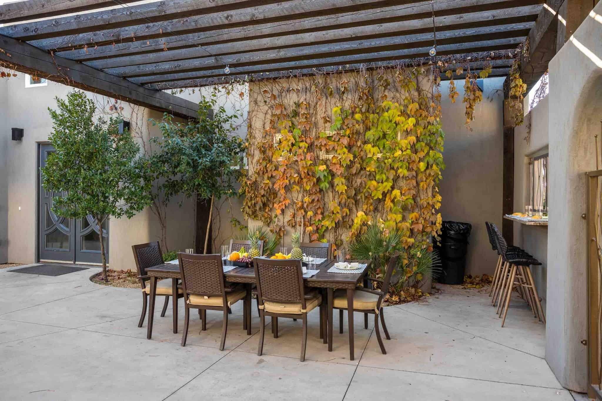 ADOBE HILLS - Residential