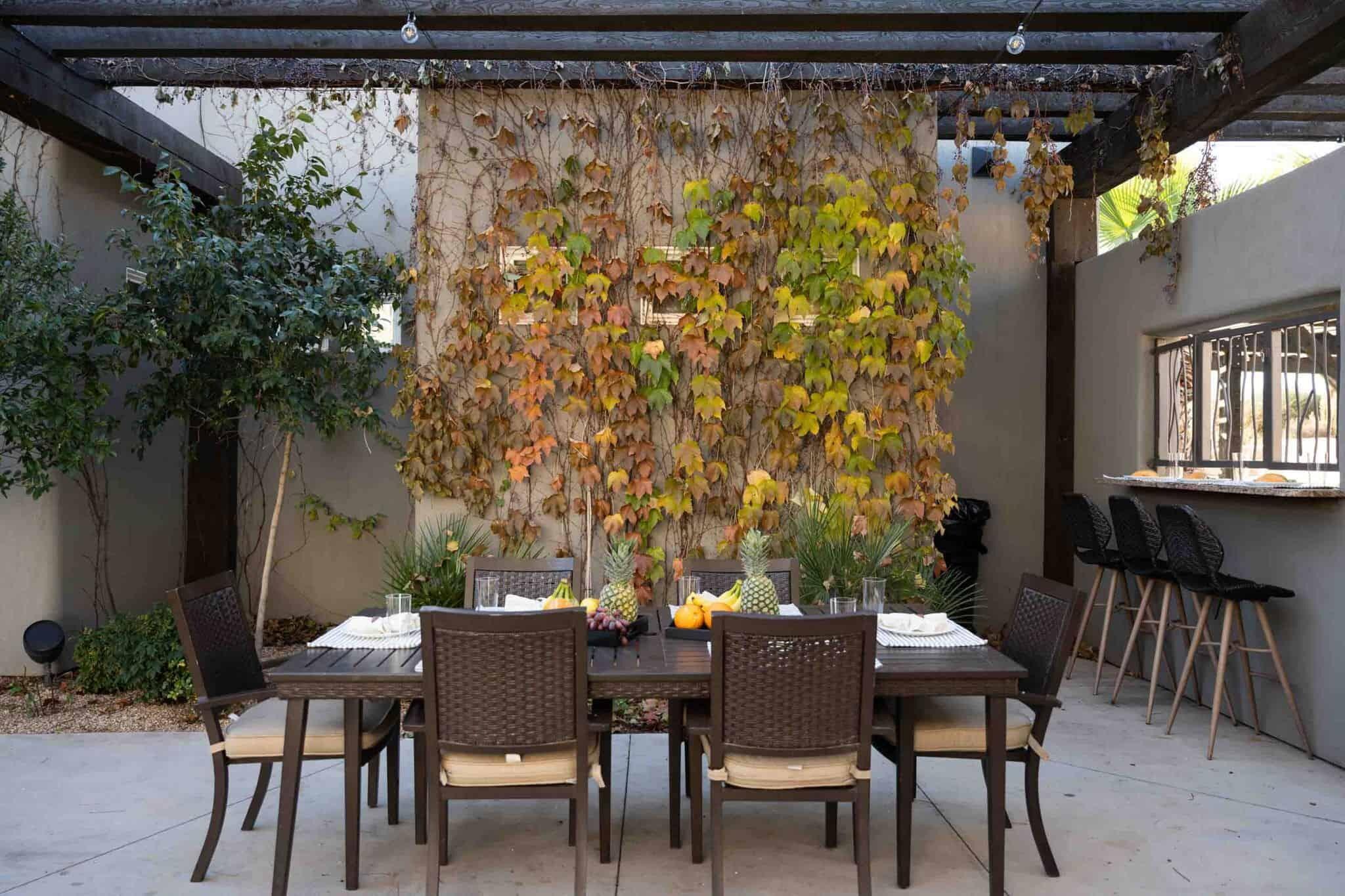 ADOBE HILLS - Residential