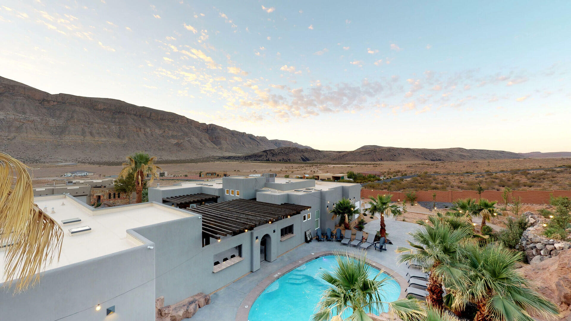 ADOBE HILLS - Residential